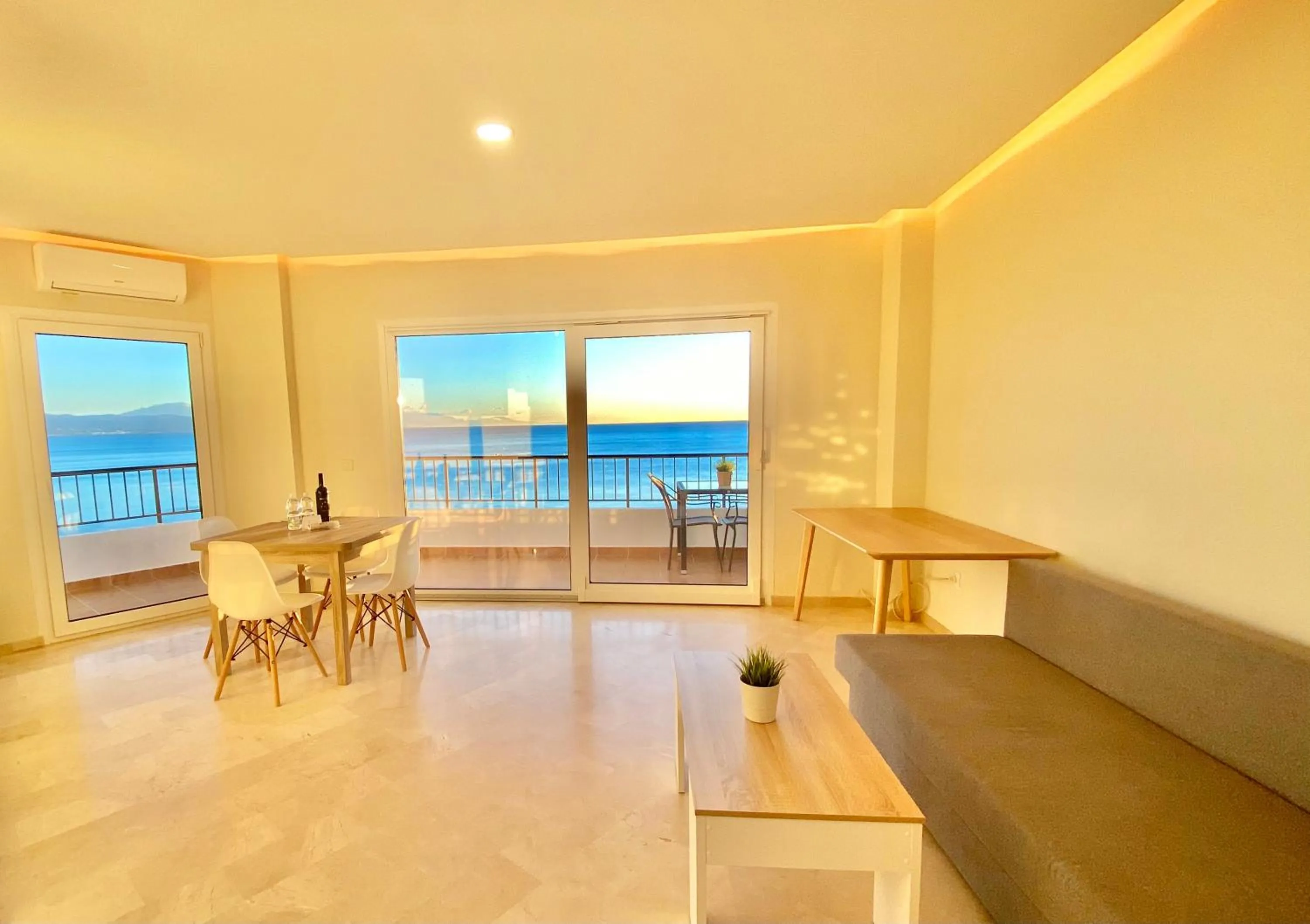 Sea view in Apartamentos Turísticos Castillo del Vigia