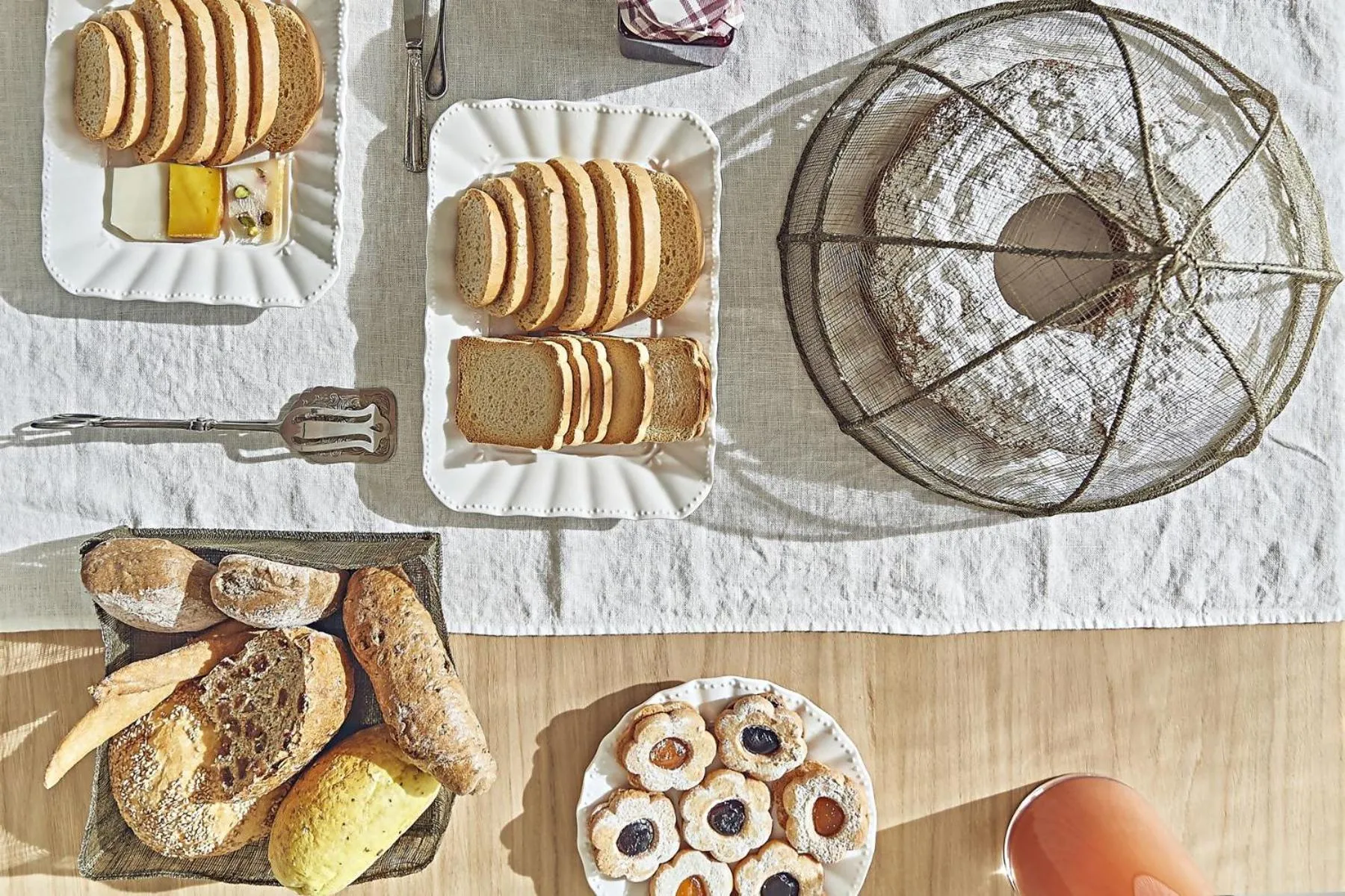 Breakfast in DORA maison de charme