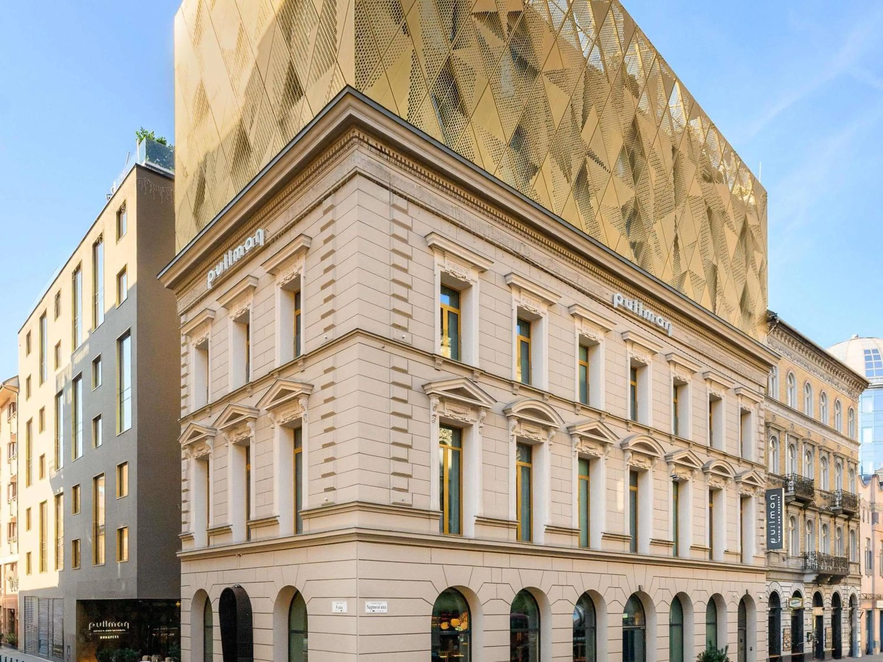 Property building in Pullman Budapest