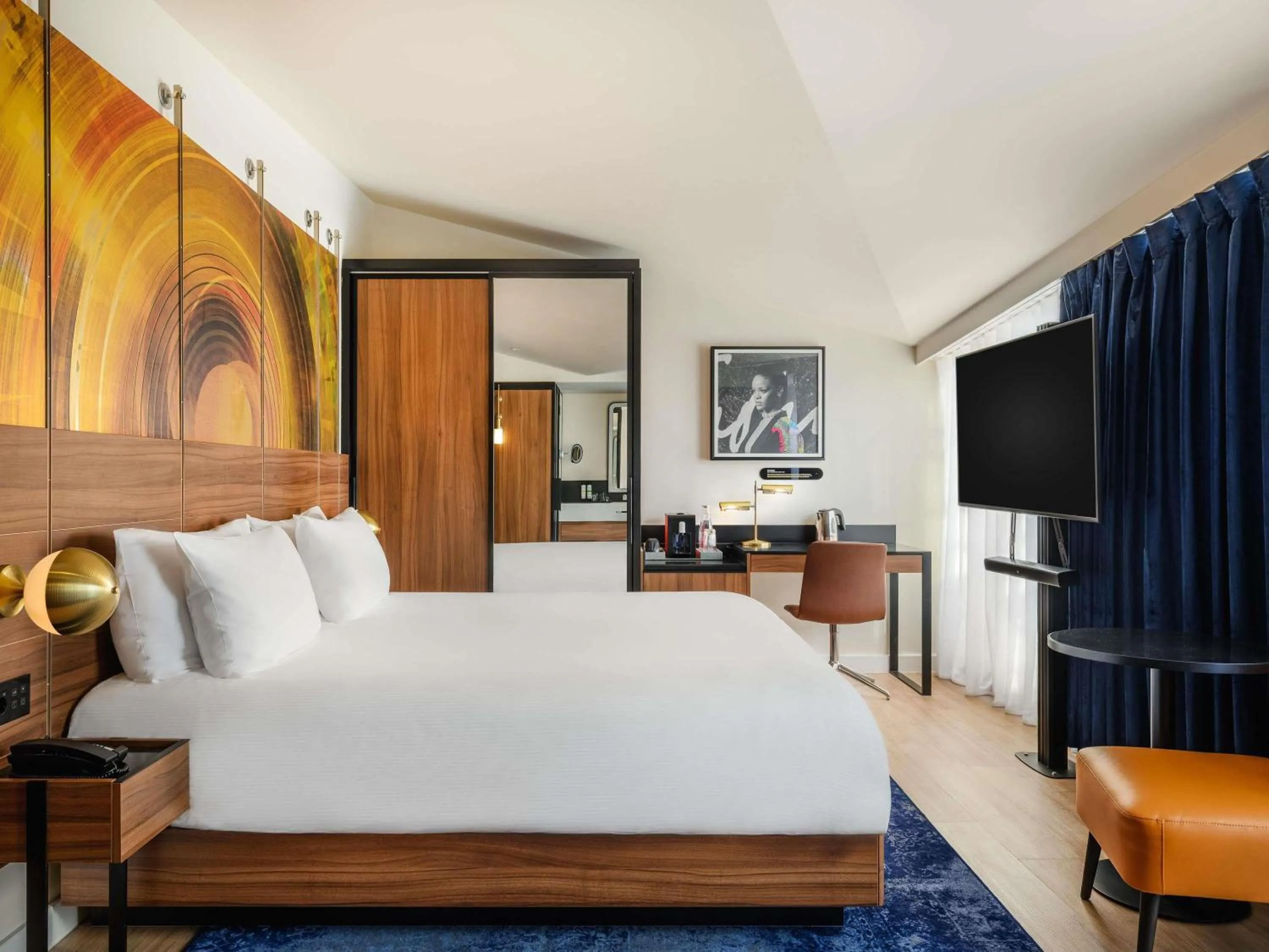 Bedroom, Bed in Pullman Budapest