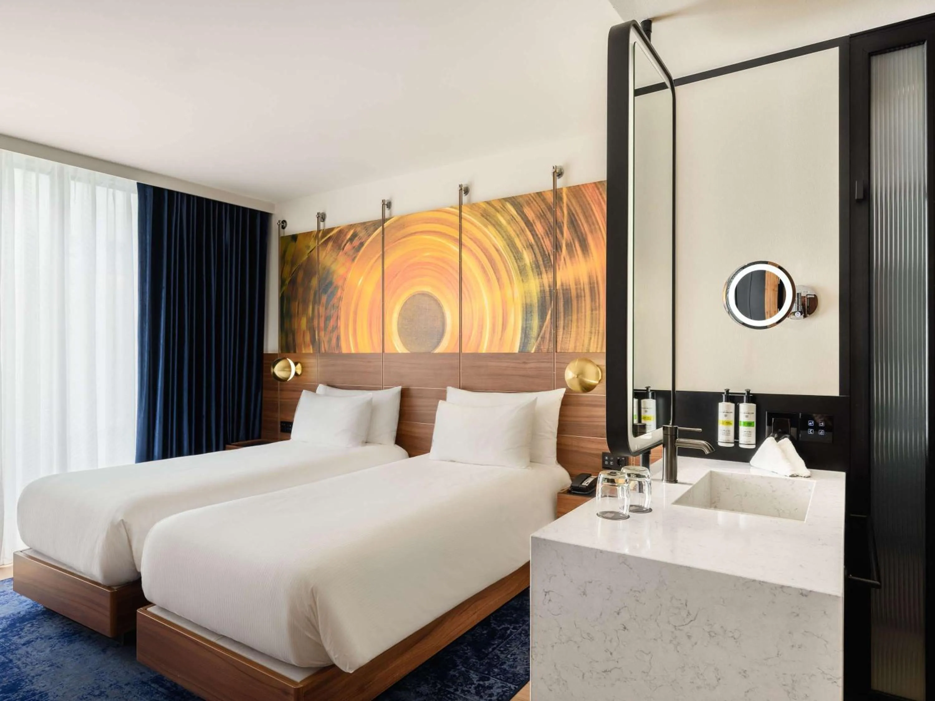 Bathroom, Bed in Hard Rock Hotel Budapest