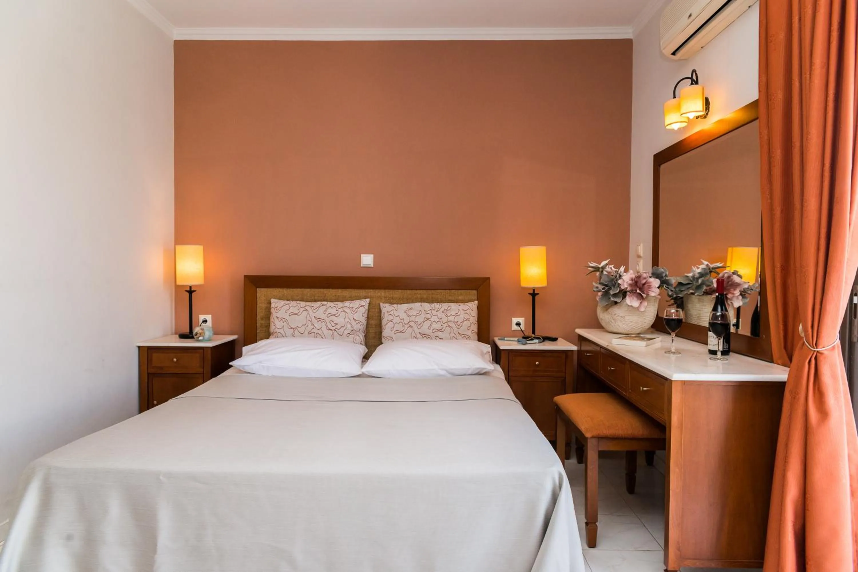 Bedroom, Bed in Kalidonio Studios Zante