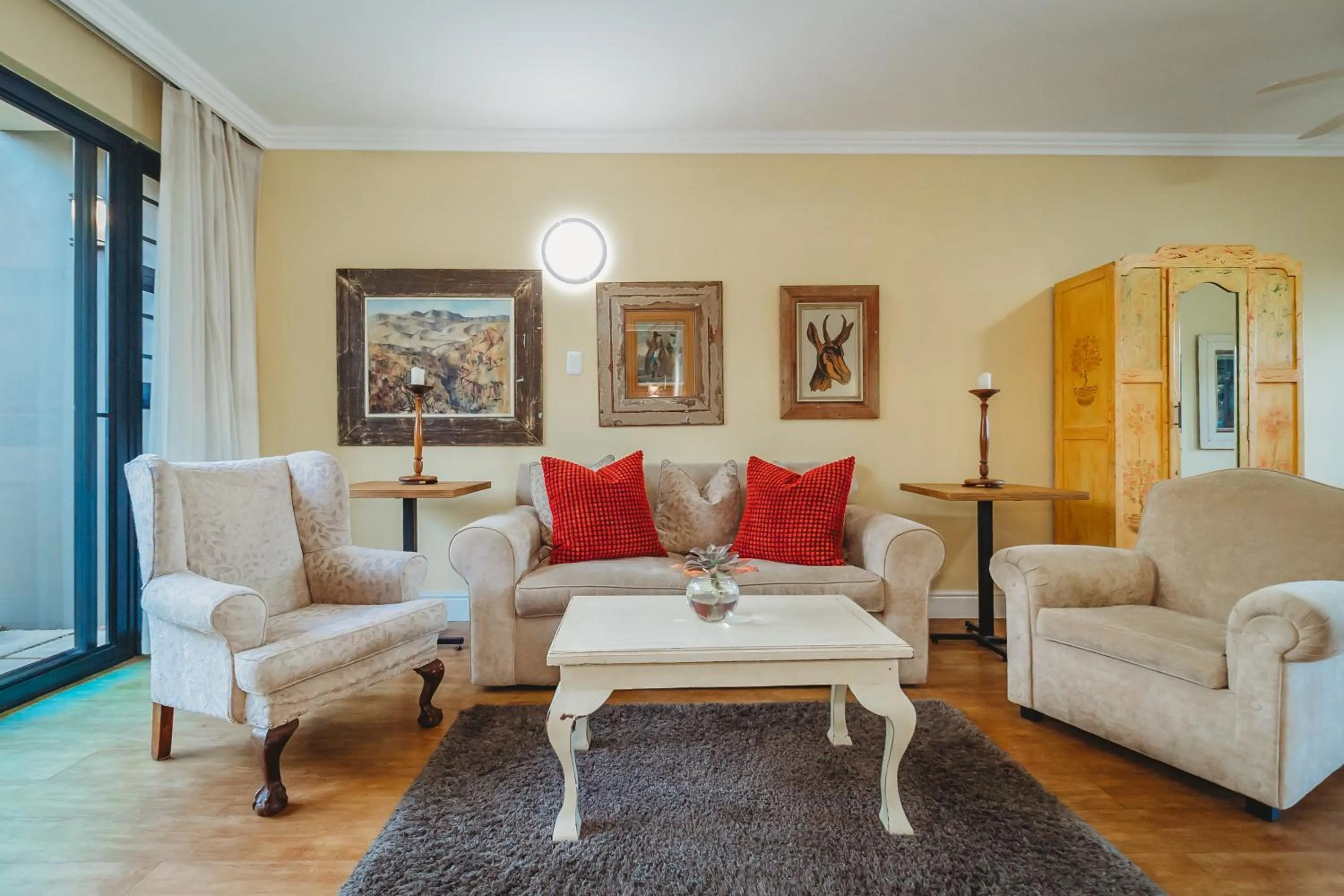 Living room in 17onWellington Apartments