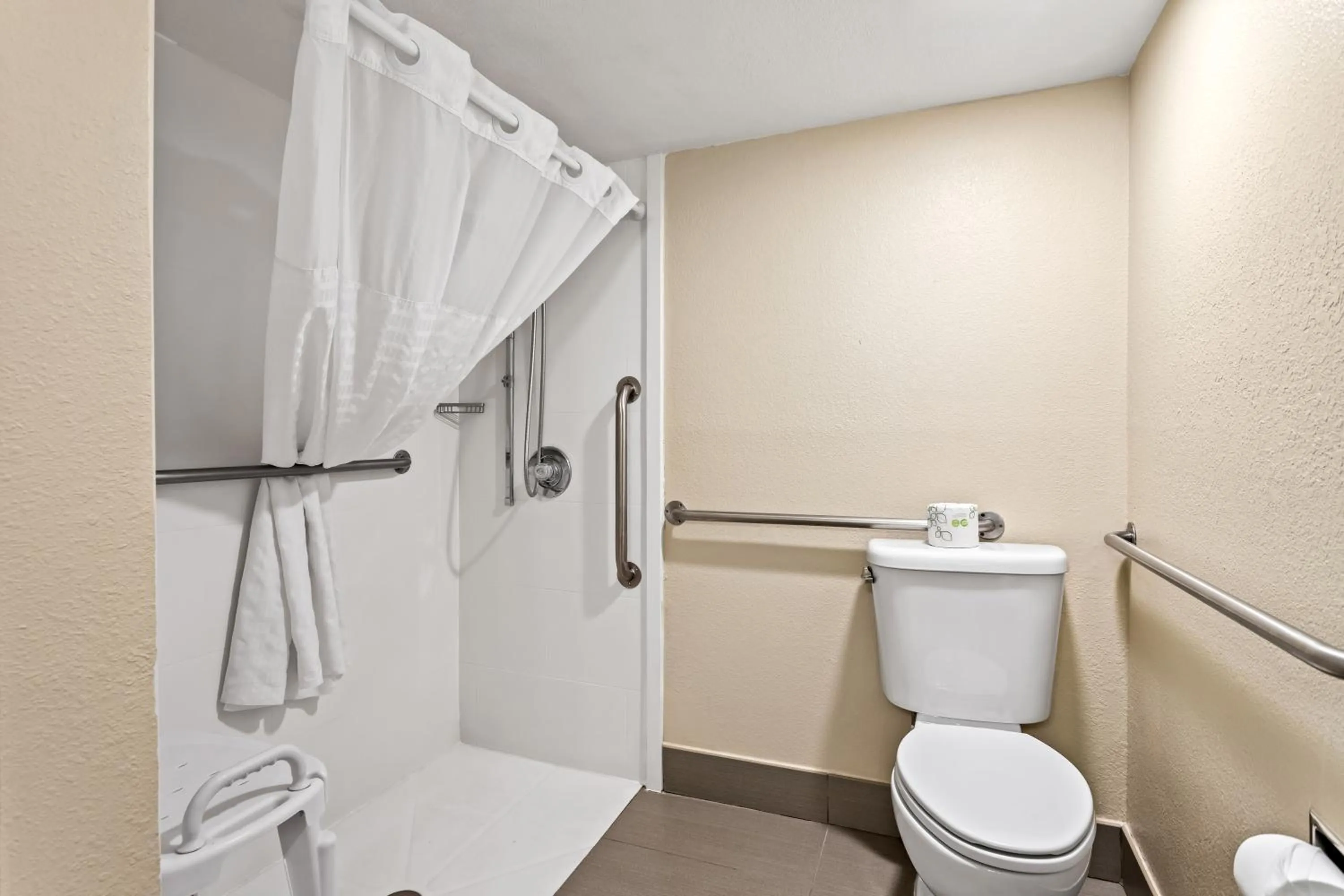 Shower in Comfort Inn & Suites Albuquerque Downtown