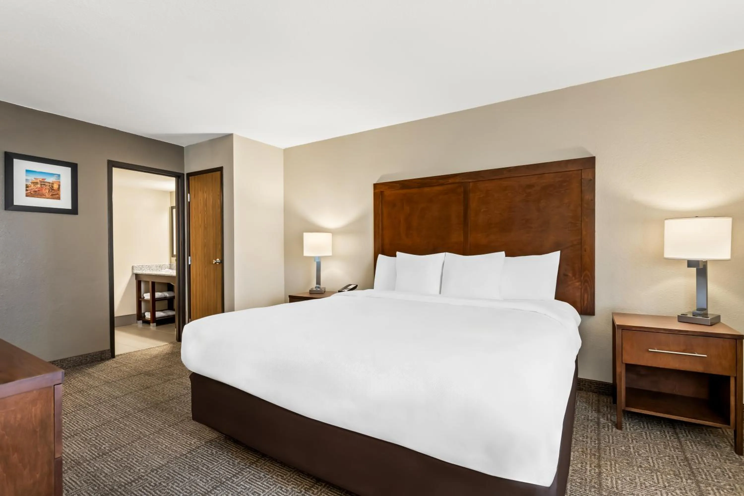 Bed in Comfort Inn & Suites Albuquerque Downtown