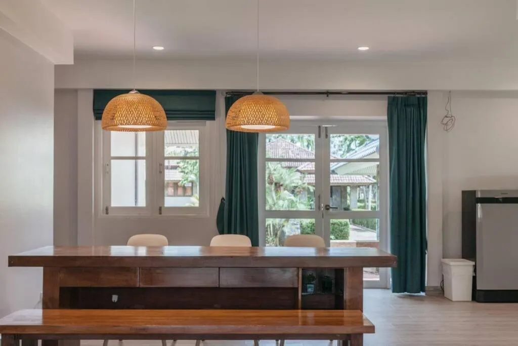 F5 3 Bed Rooms Beach house, full kitchen