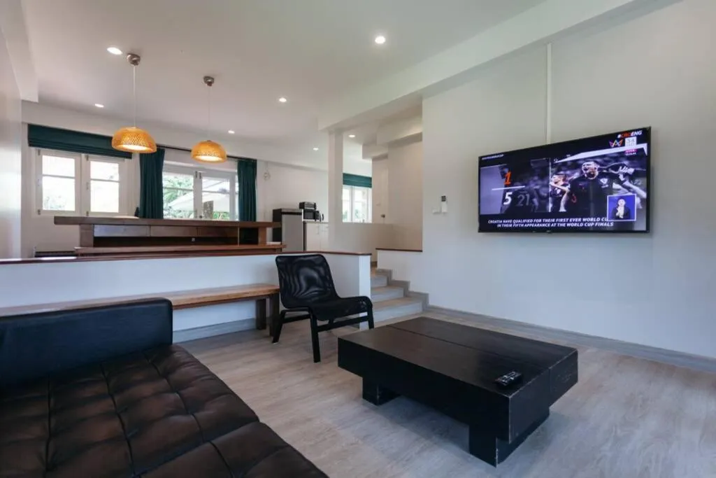 F5 3 Bed Rooms Beach house, full kitchen