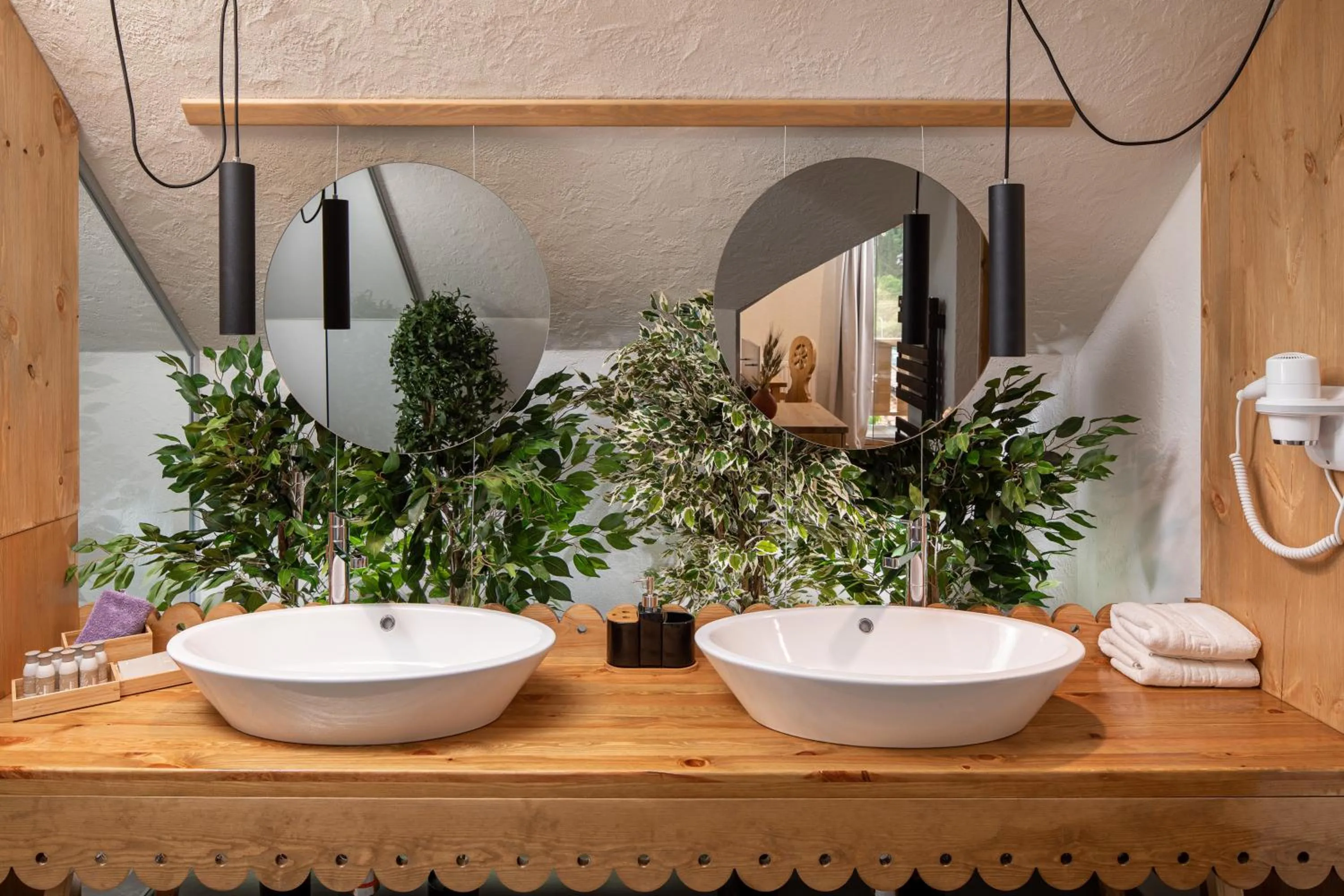 Bathroom in Zara Chalet