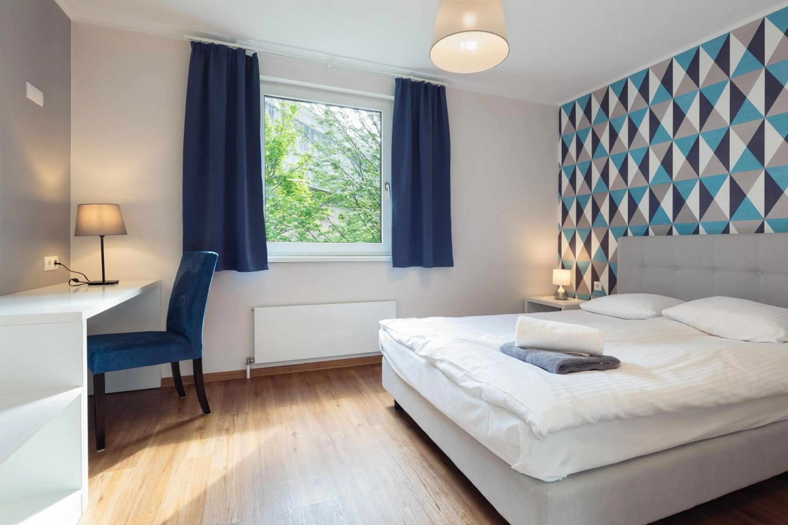 Spring, Bed in Hostel Marmota