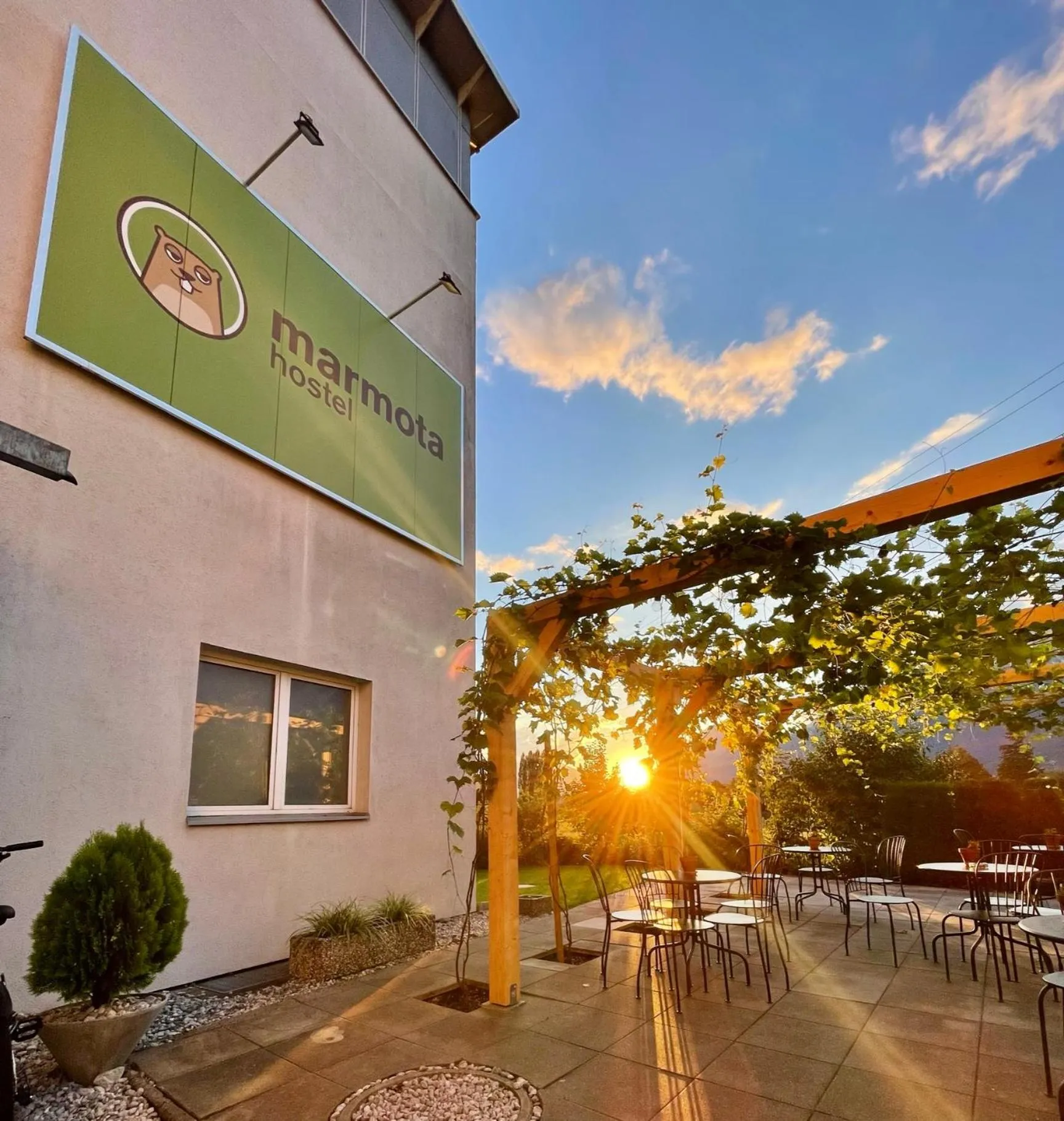 Property building in Hostel Marmota