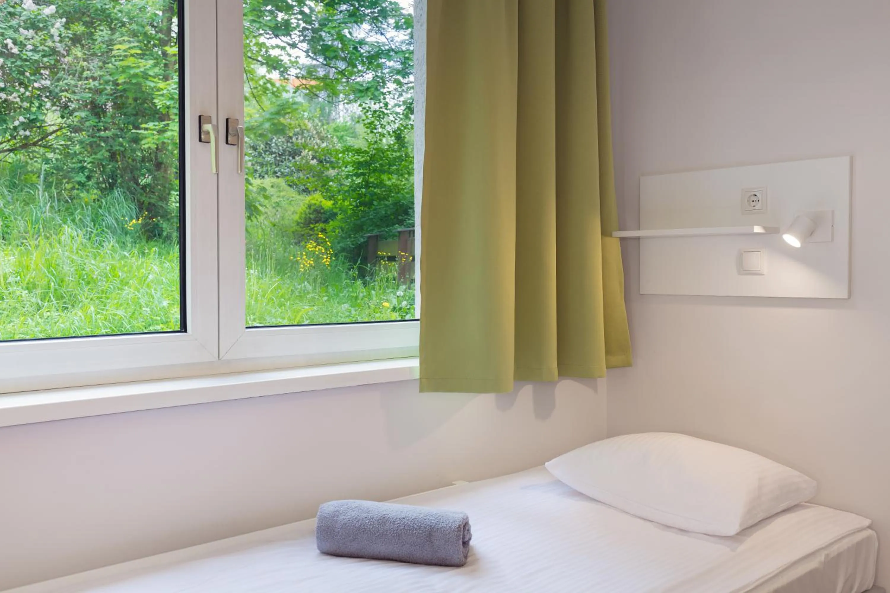 Bed in Hostel Marmota