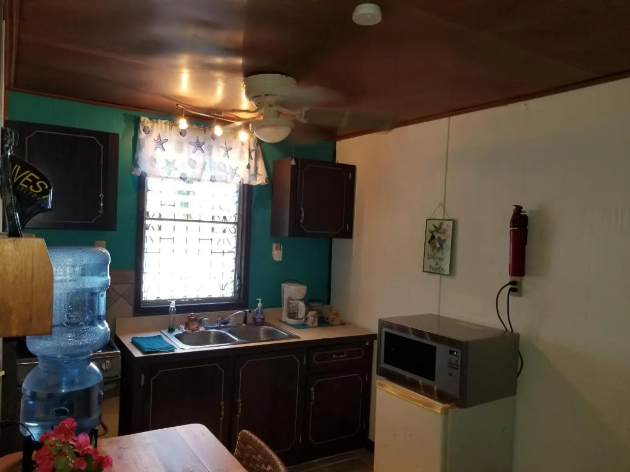 Kitchen or kitchenette in River Bend Resort Bze