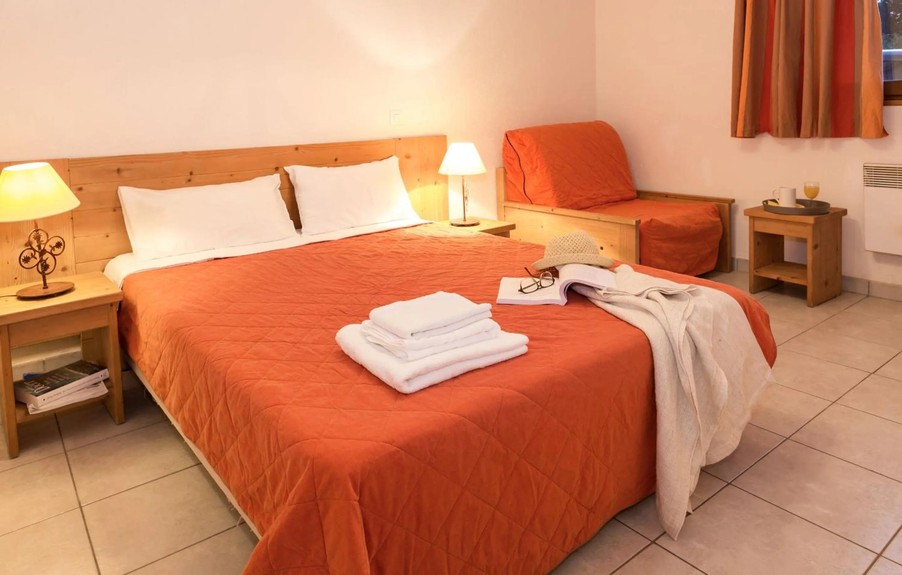 Bedroom, Bed in Résidence Odalys Les Chalets d'Evian