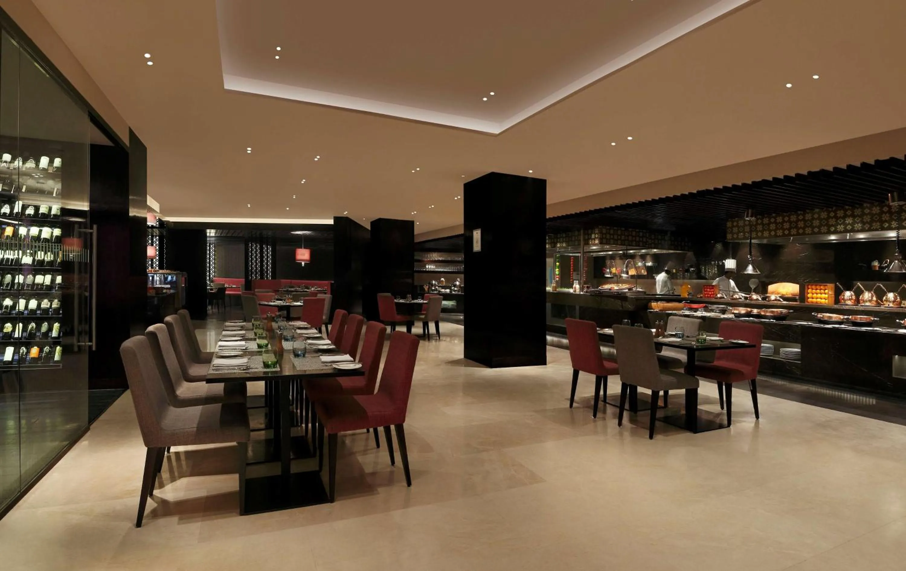 Restaurant/places to eat in Hilton Bangalore Embassy GolfLinks