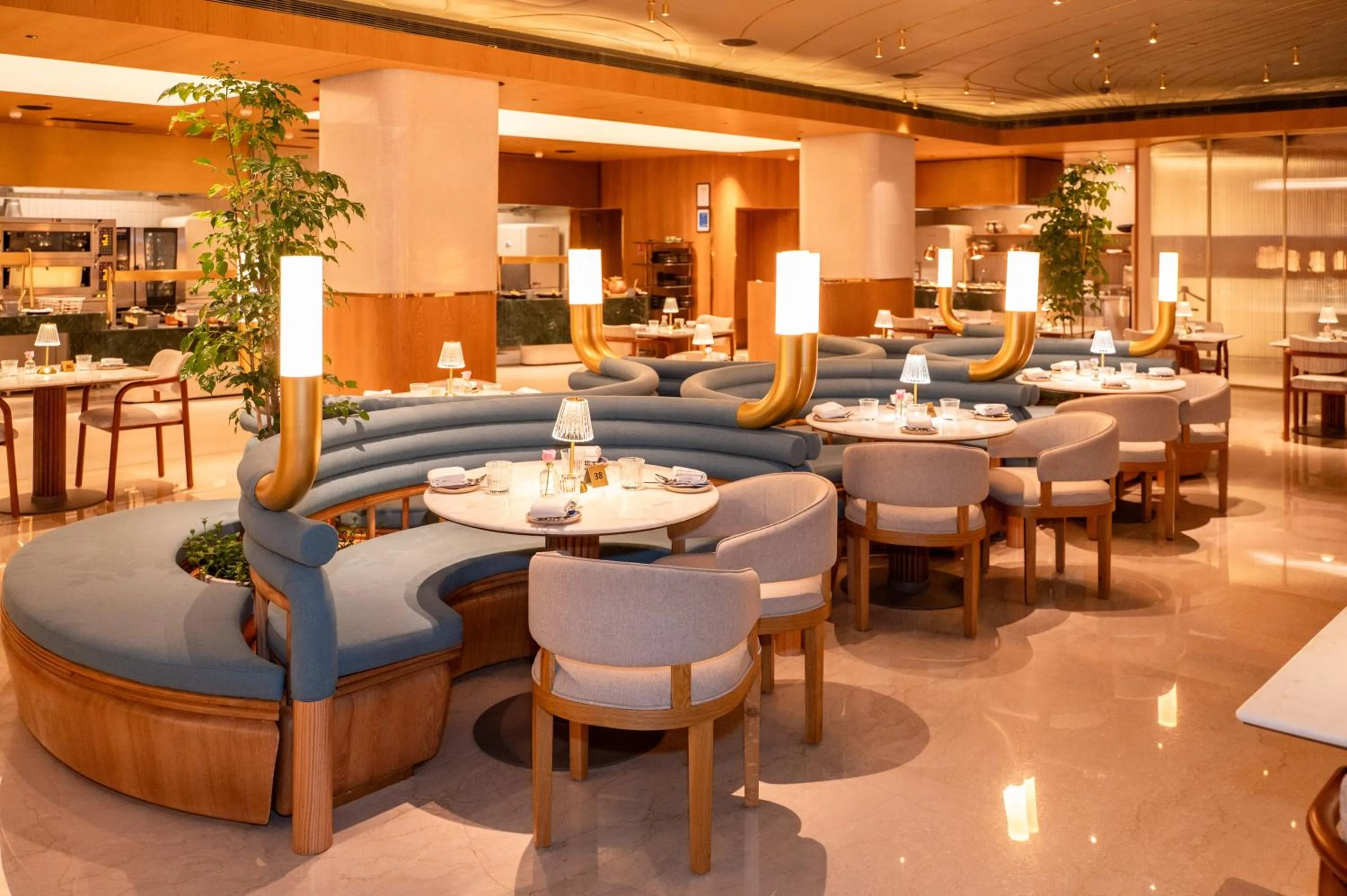 Restaurant/places to eat in Hilton Bangalore Embassy GolfLinks