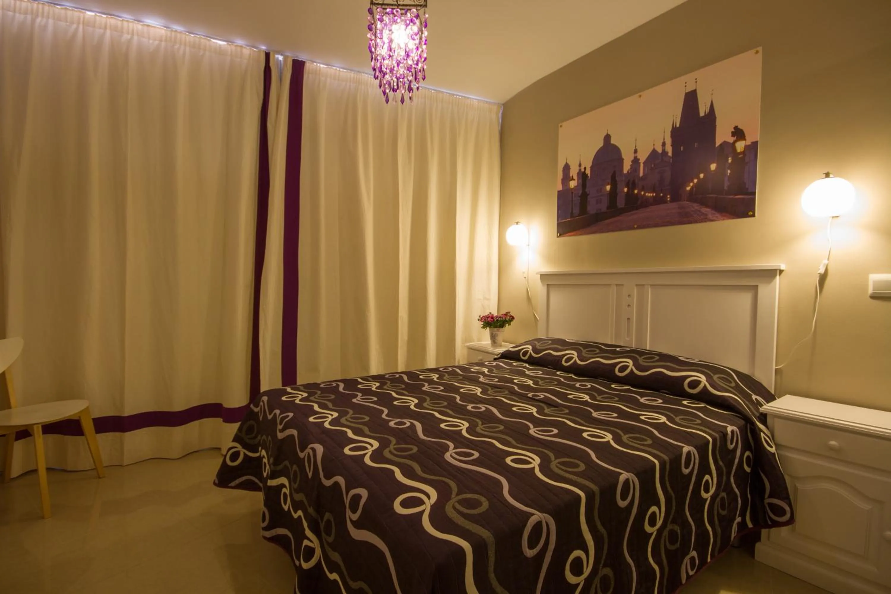 Bedroom, Bed in Apartamentos El Templo Suites