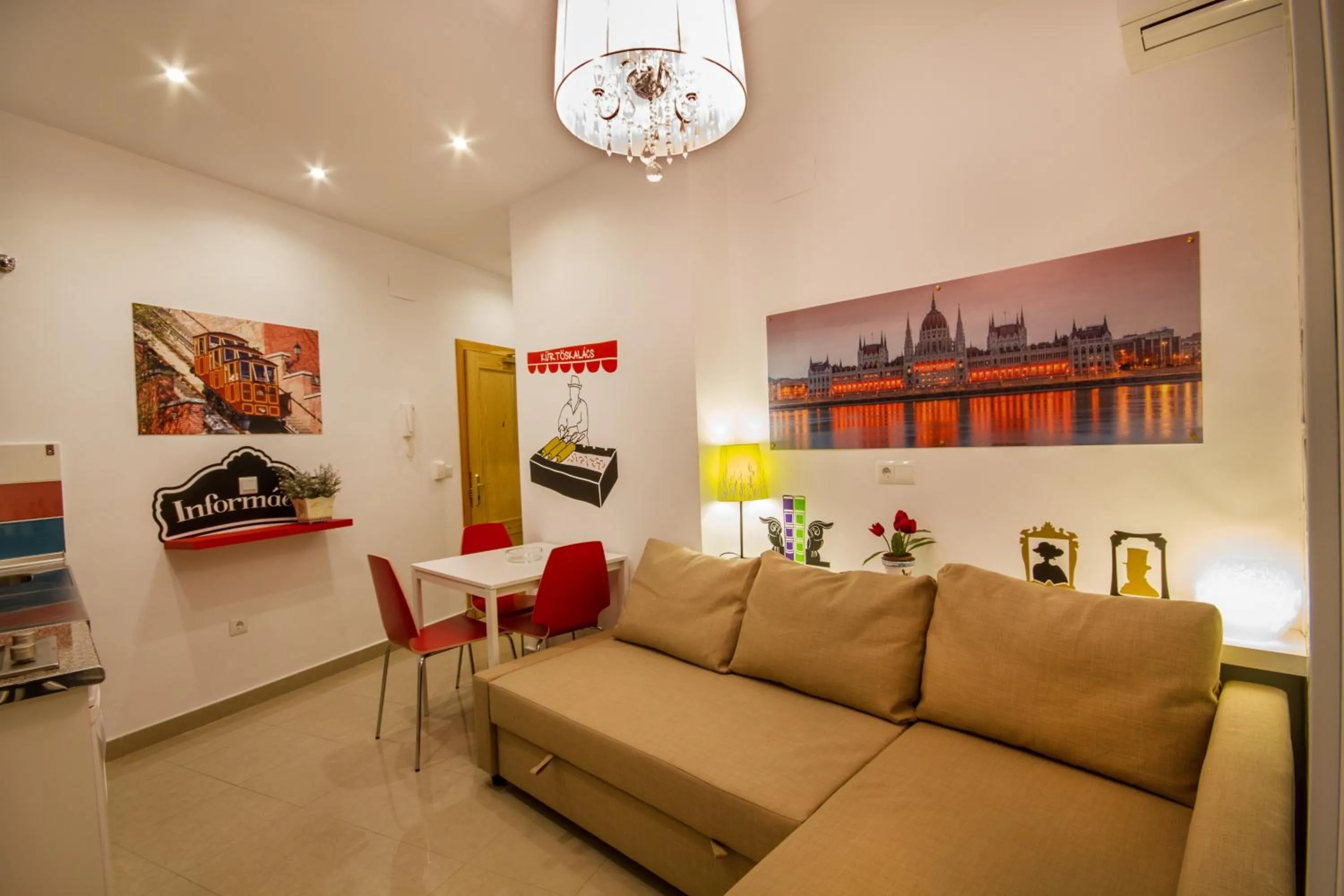 Dining area in Apartamentos El Templo Suites