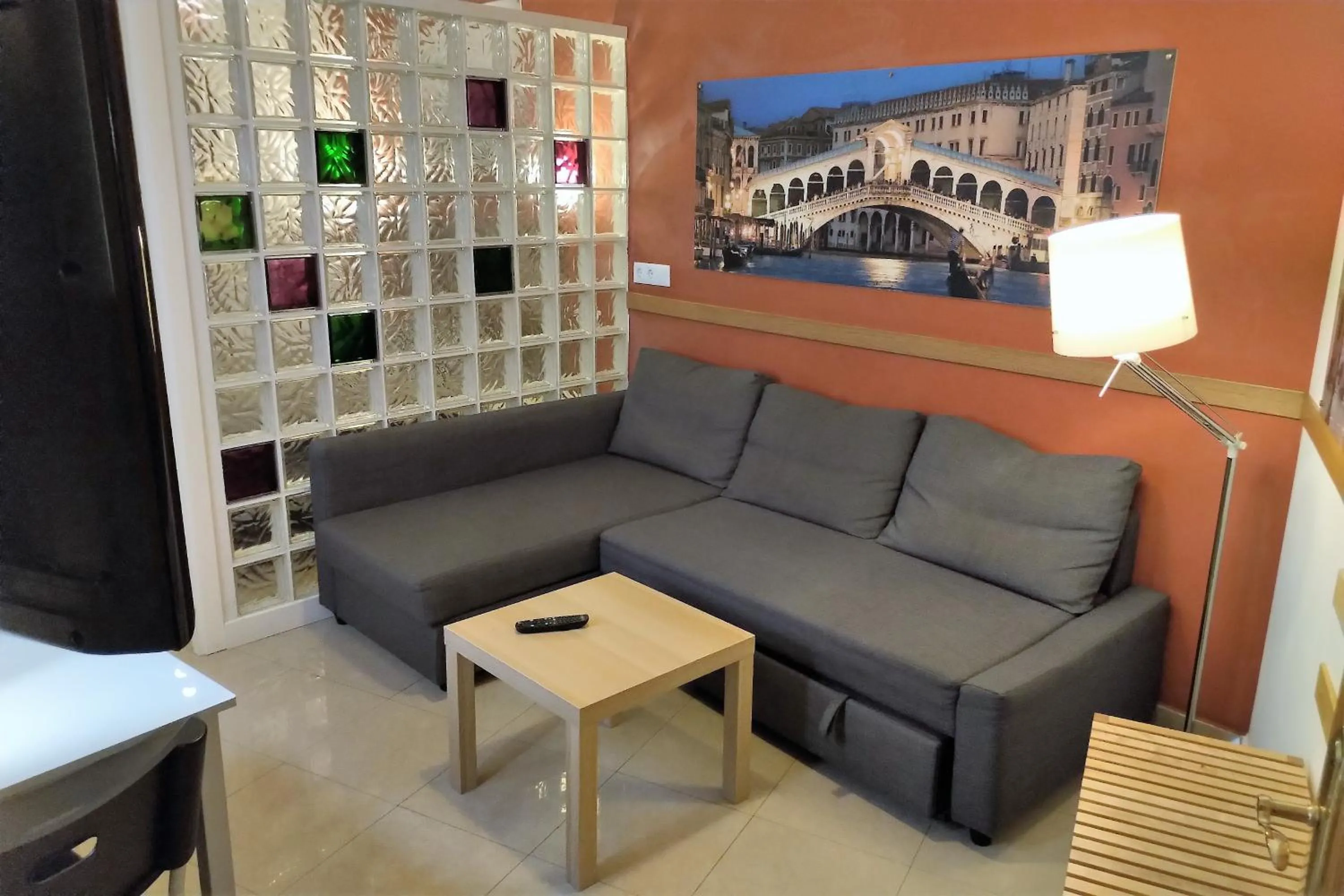 Living room in Apartamentos El Templo Suites