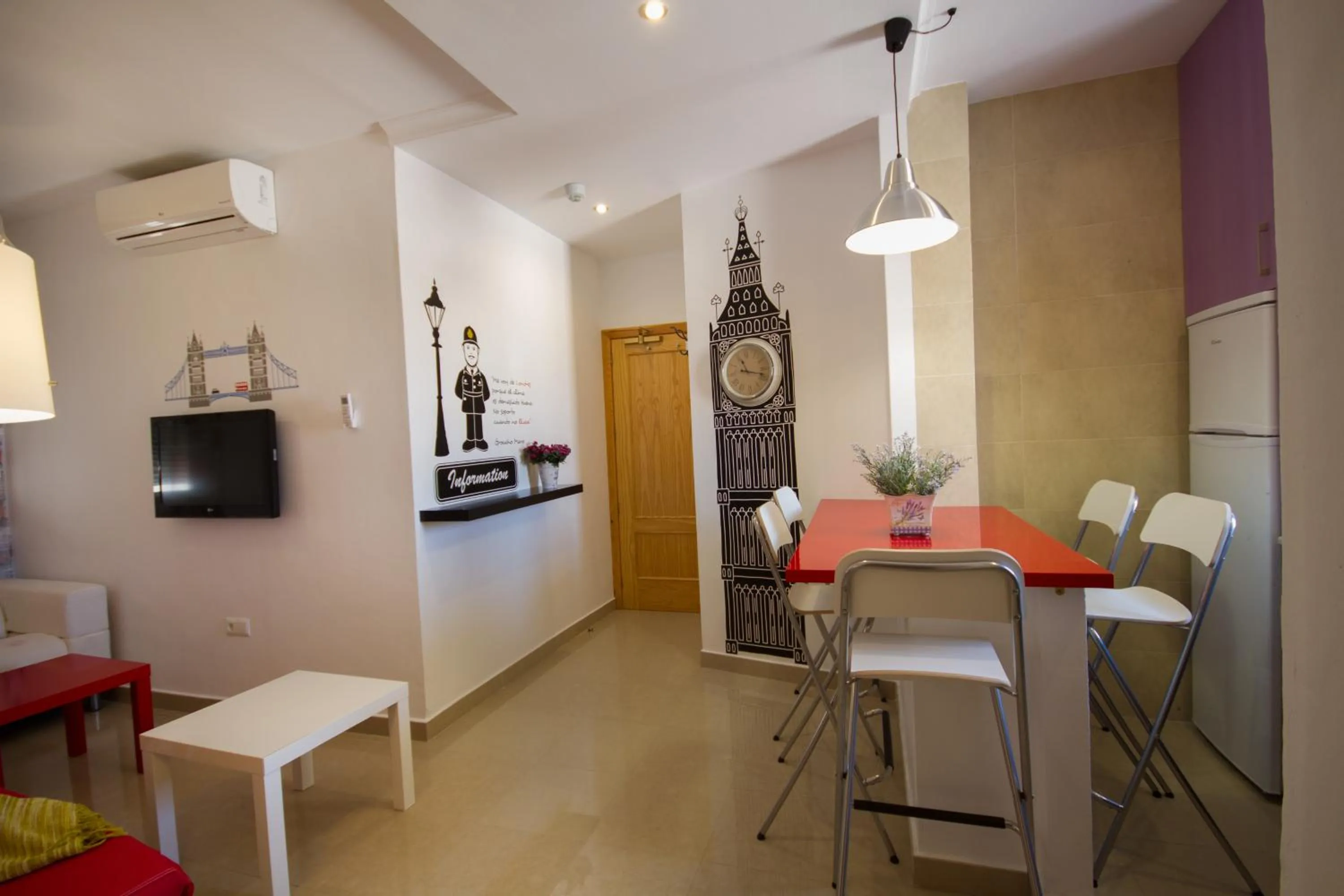Living room in Apartamentos El Templo Suites