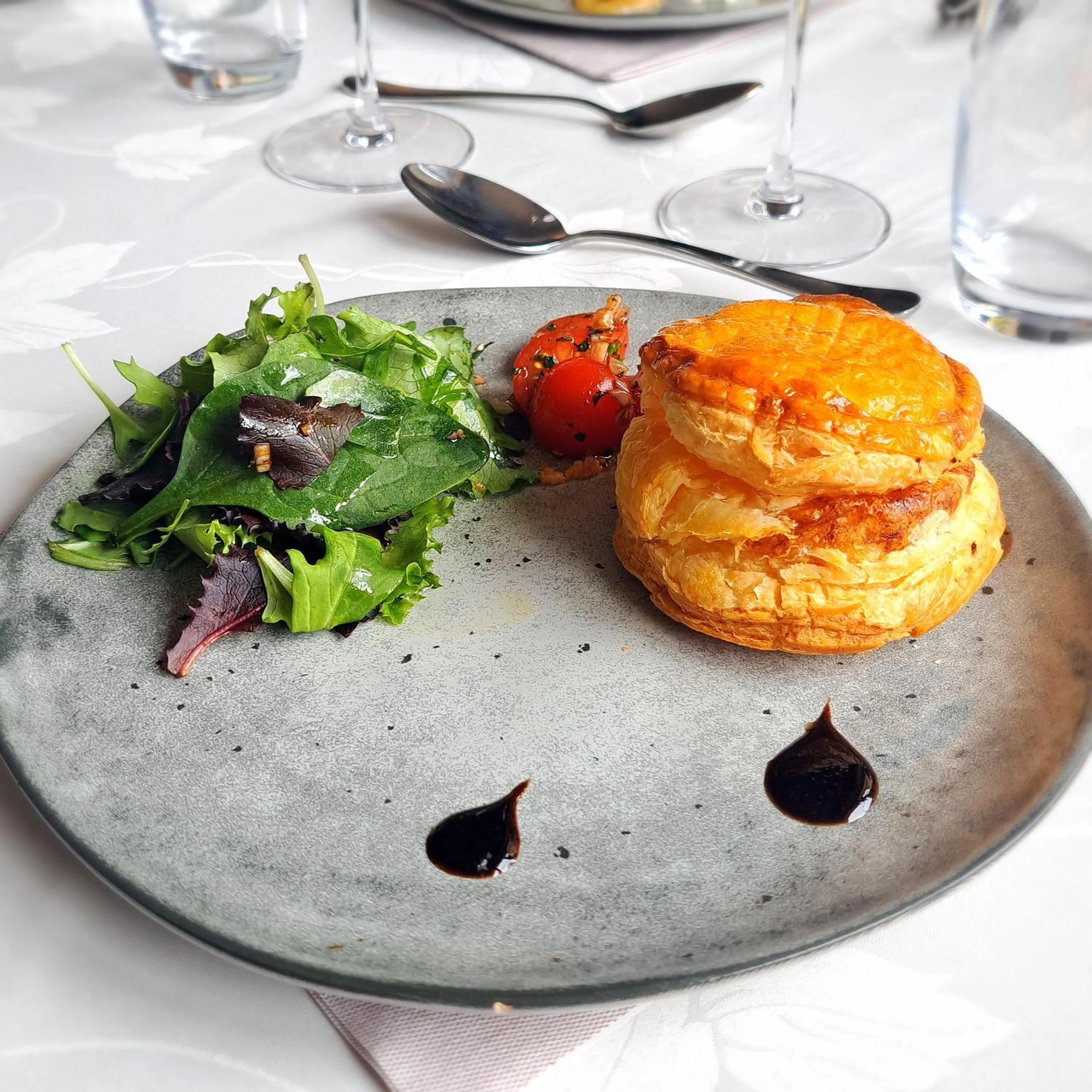 Food in Logis L'Auberge du Gros