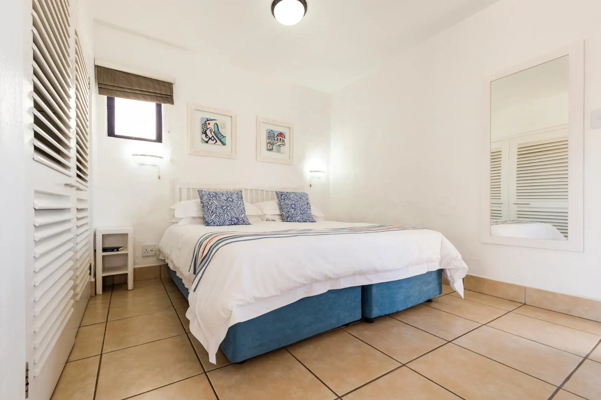 Bed in Club Mykonos Langebaan