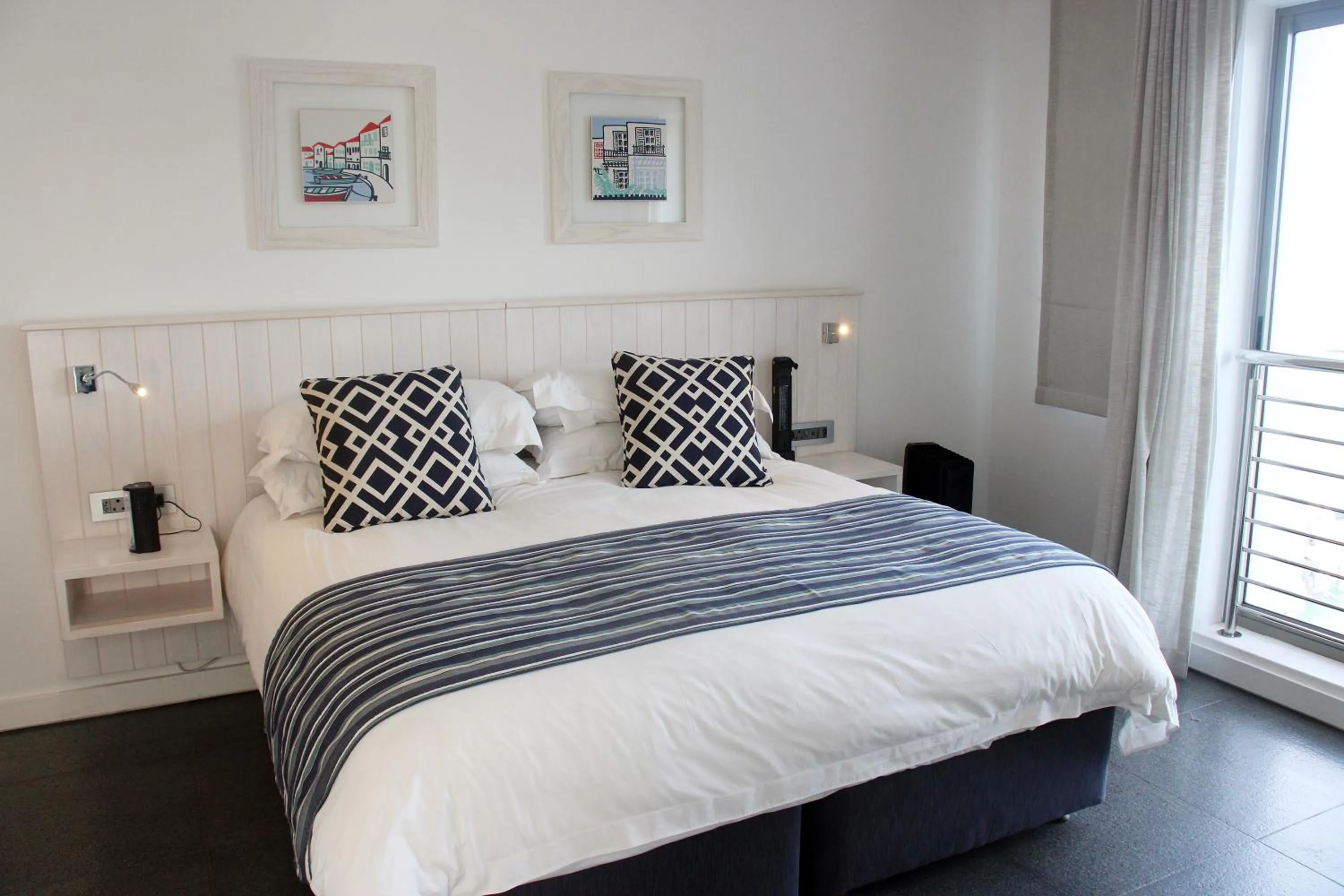 Bed in Club Mykonos Langebaan