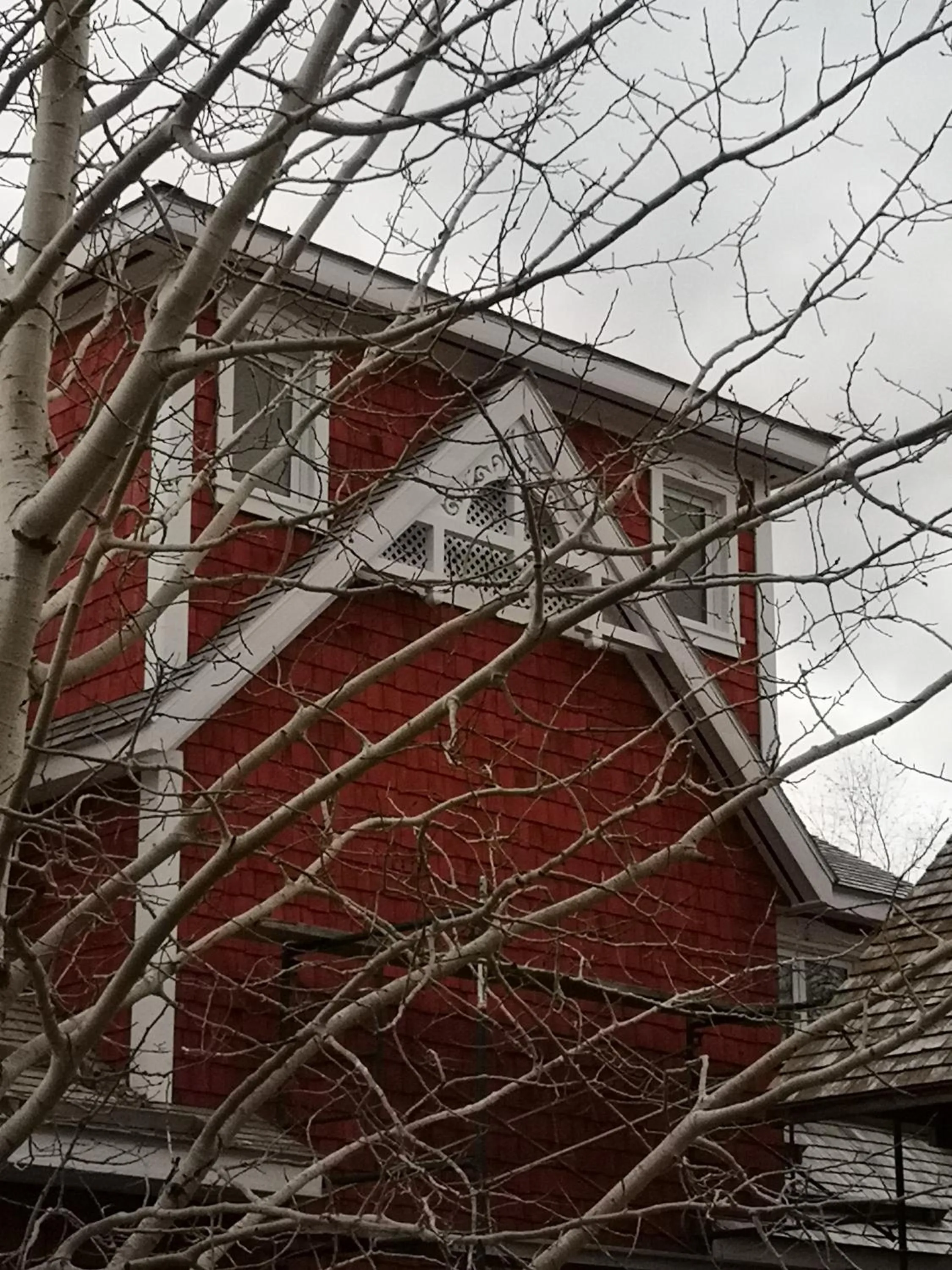 Property building in Au Cachalot Caché le gîte hôtel