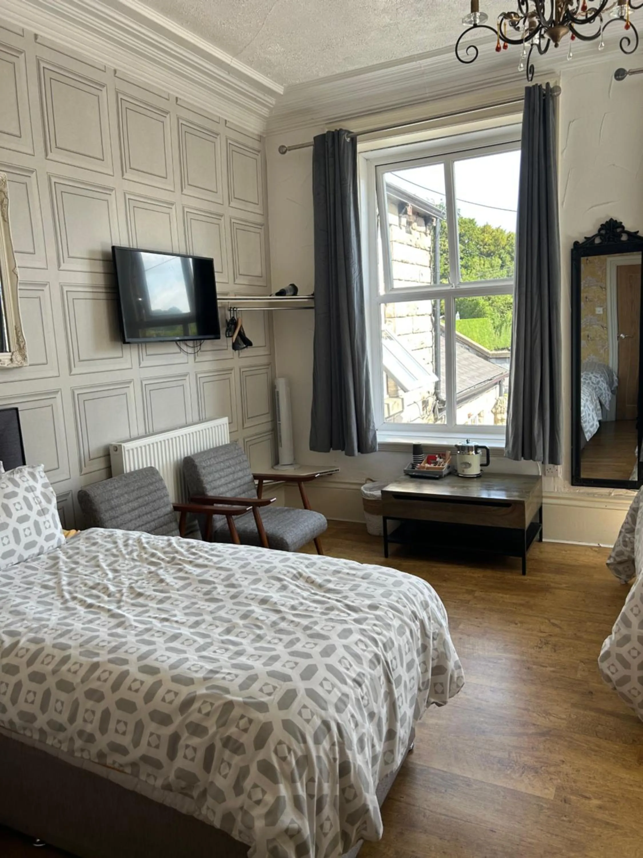 Bed in Little John Hotel