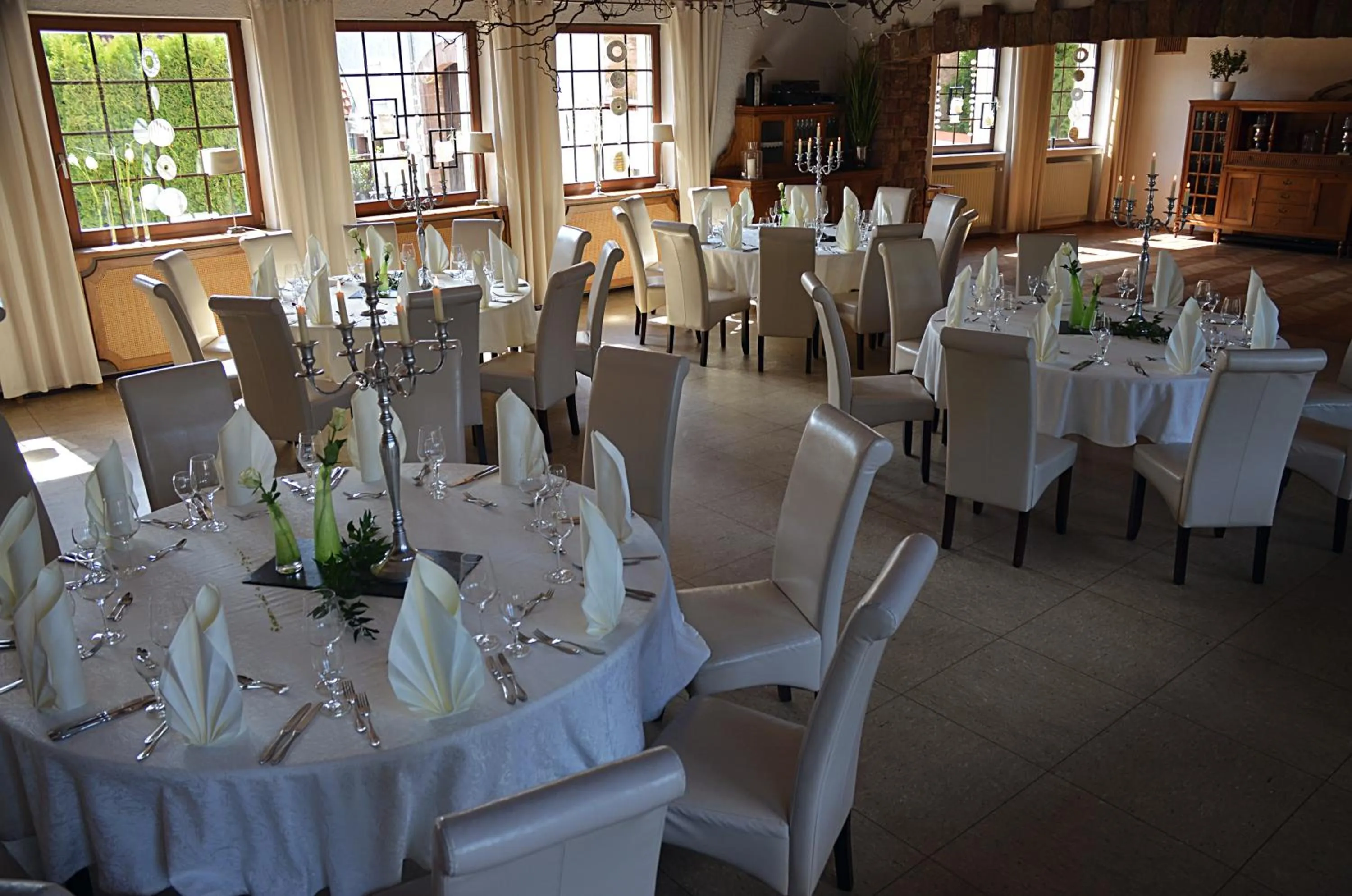 Restaurant/places to eat in Quartier-Restaurant Zum Hannes