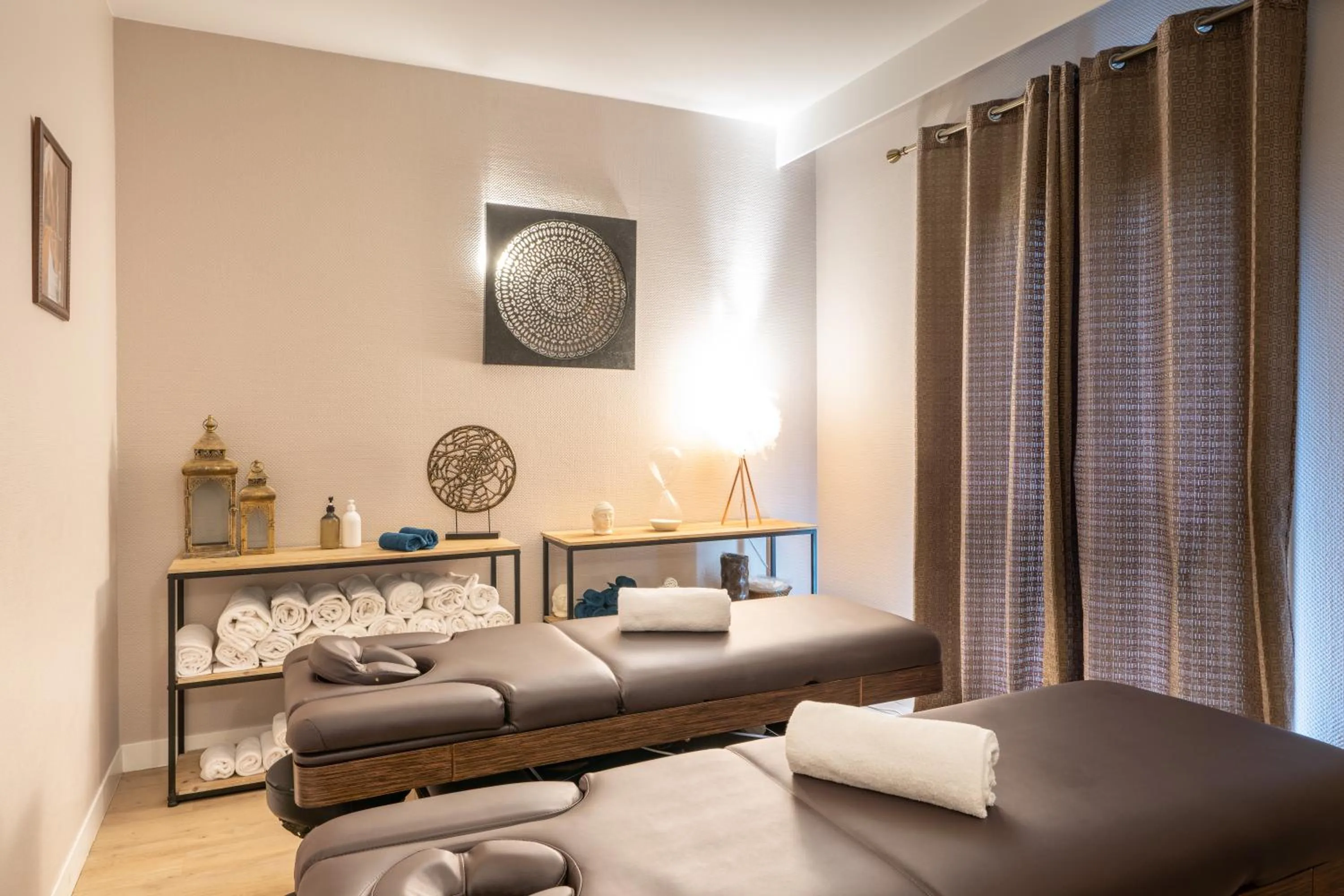 Massage, Bed in La Closerie SPA & Résidence Hôtel