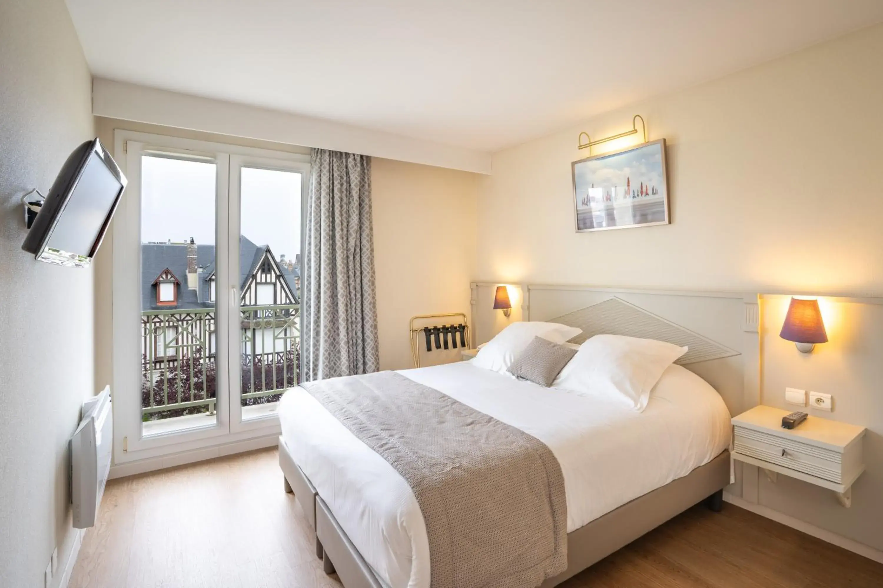 One-Bedroom Apartment with Balcony in La Closerie SPA & Résidence Hôtel One-Bedroom Apartment with Balcony in La Closerie SPA & Résidence Hôtel