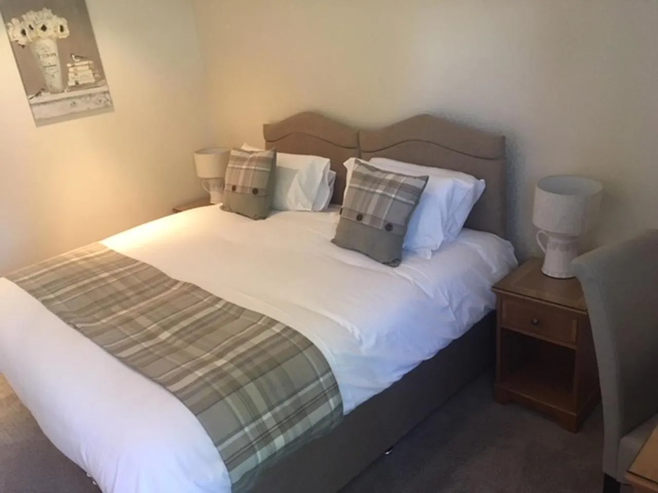 Bed in Melbourne View Hotel