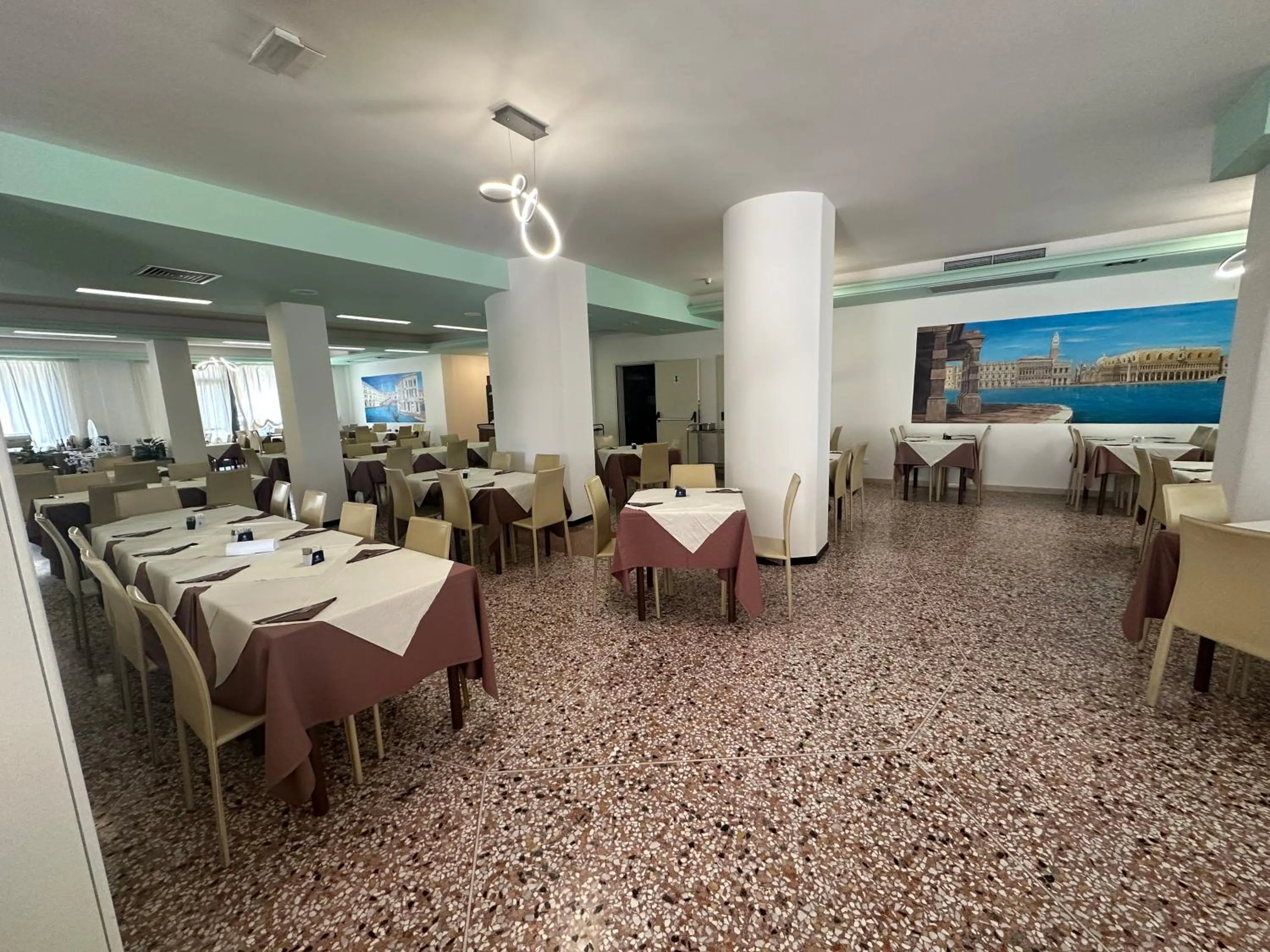 Breakfast in Hotel Vienna