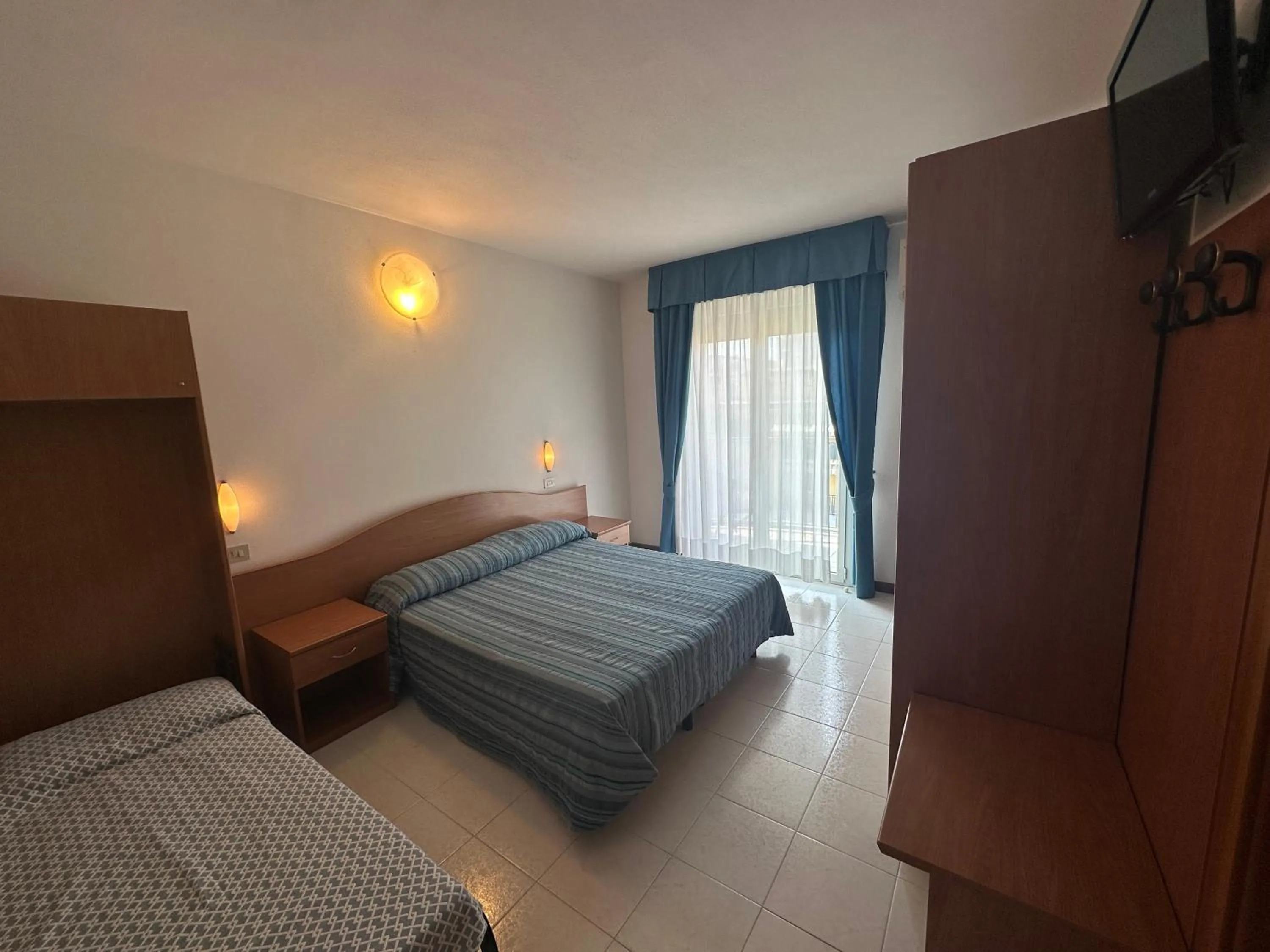 TV and multimedia in Hotel Vienna