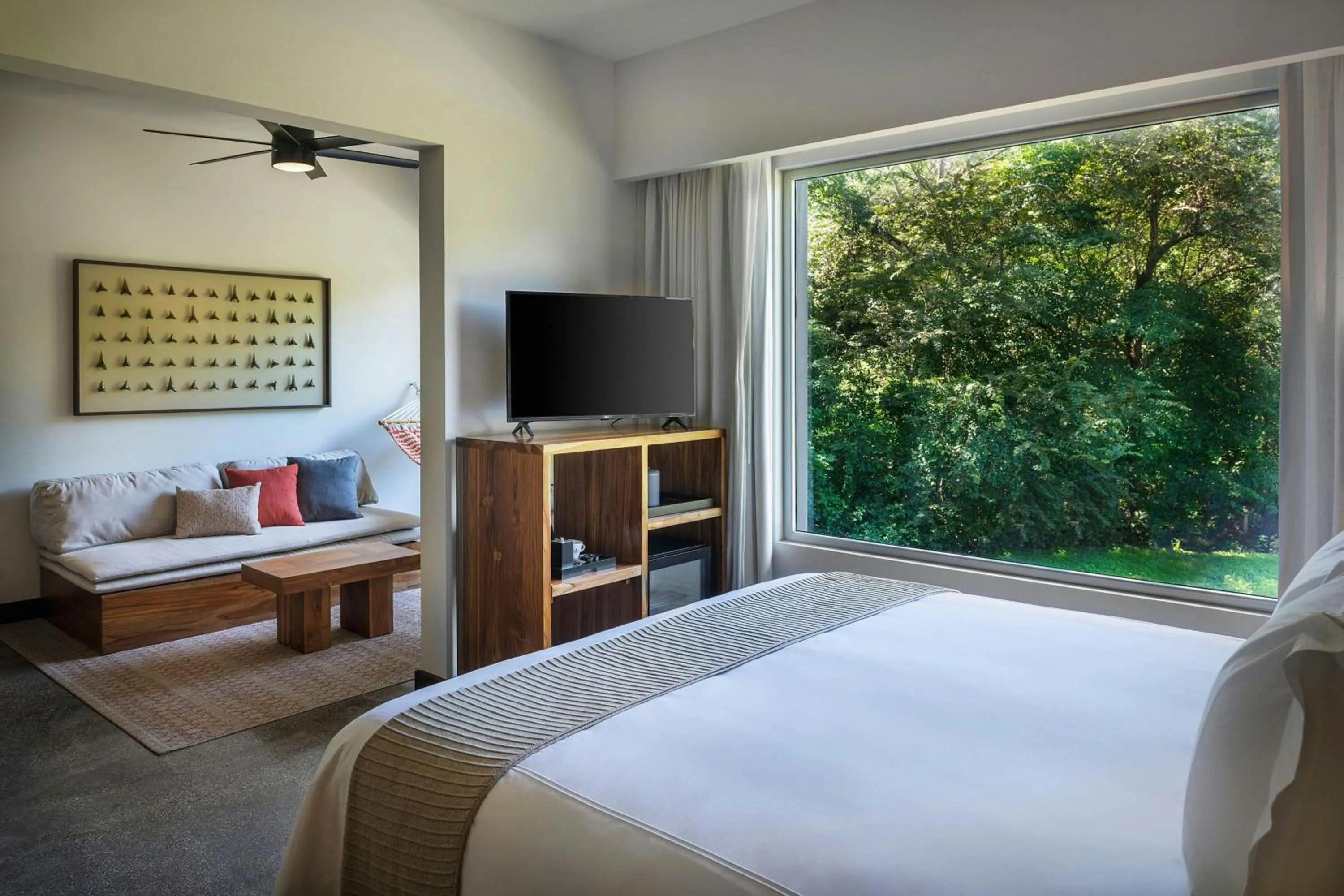 Bedroom, Bed in El Mangroove Papagayo, Autograph Collection