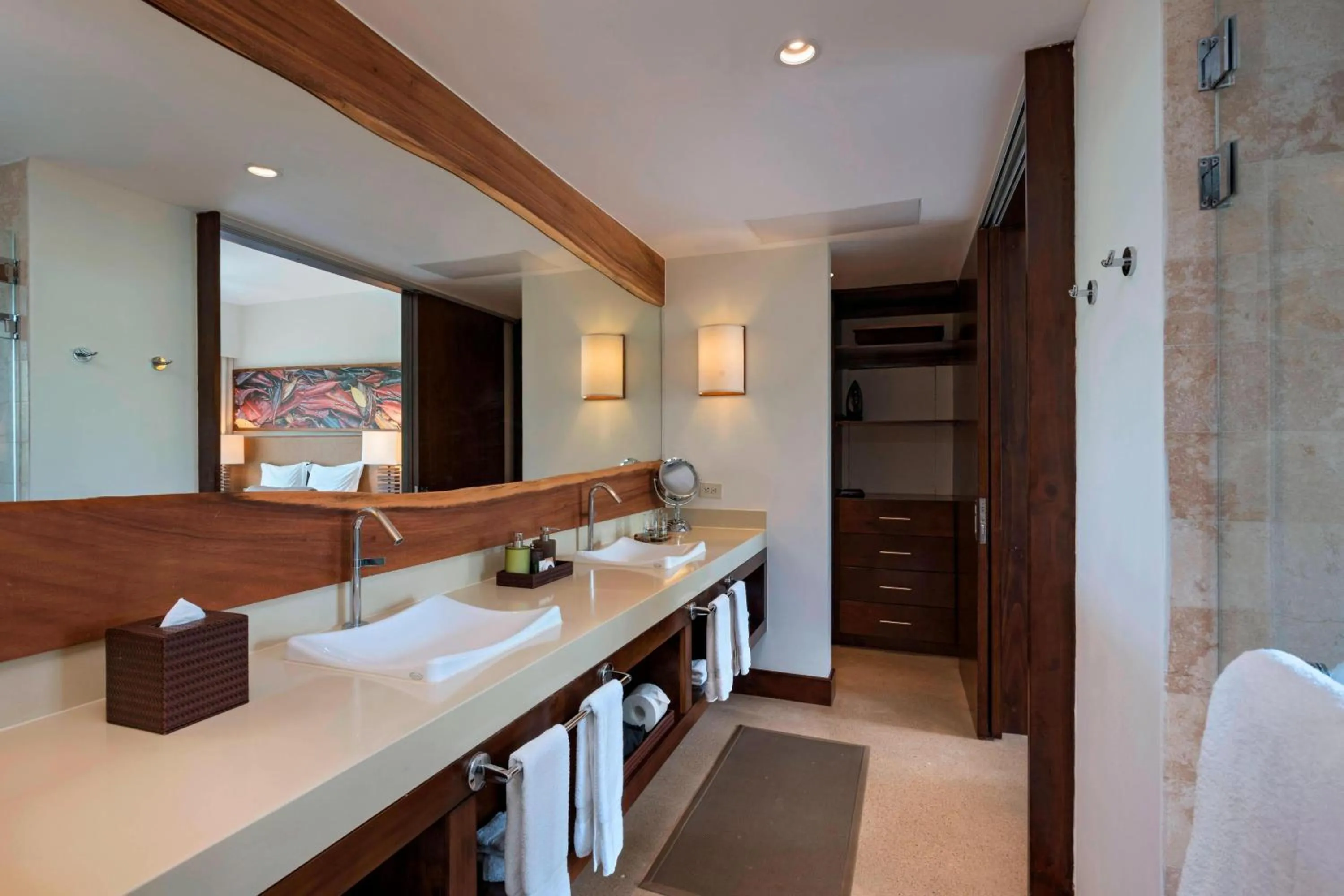 Bathroom in El Mangroove Papagayo, Autograph Collection