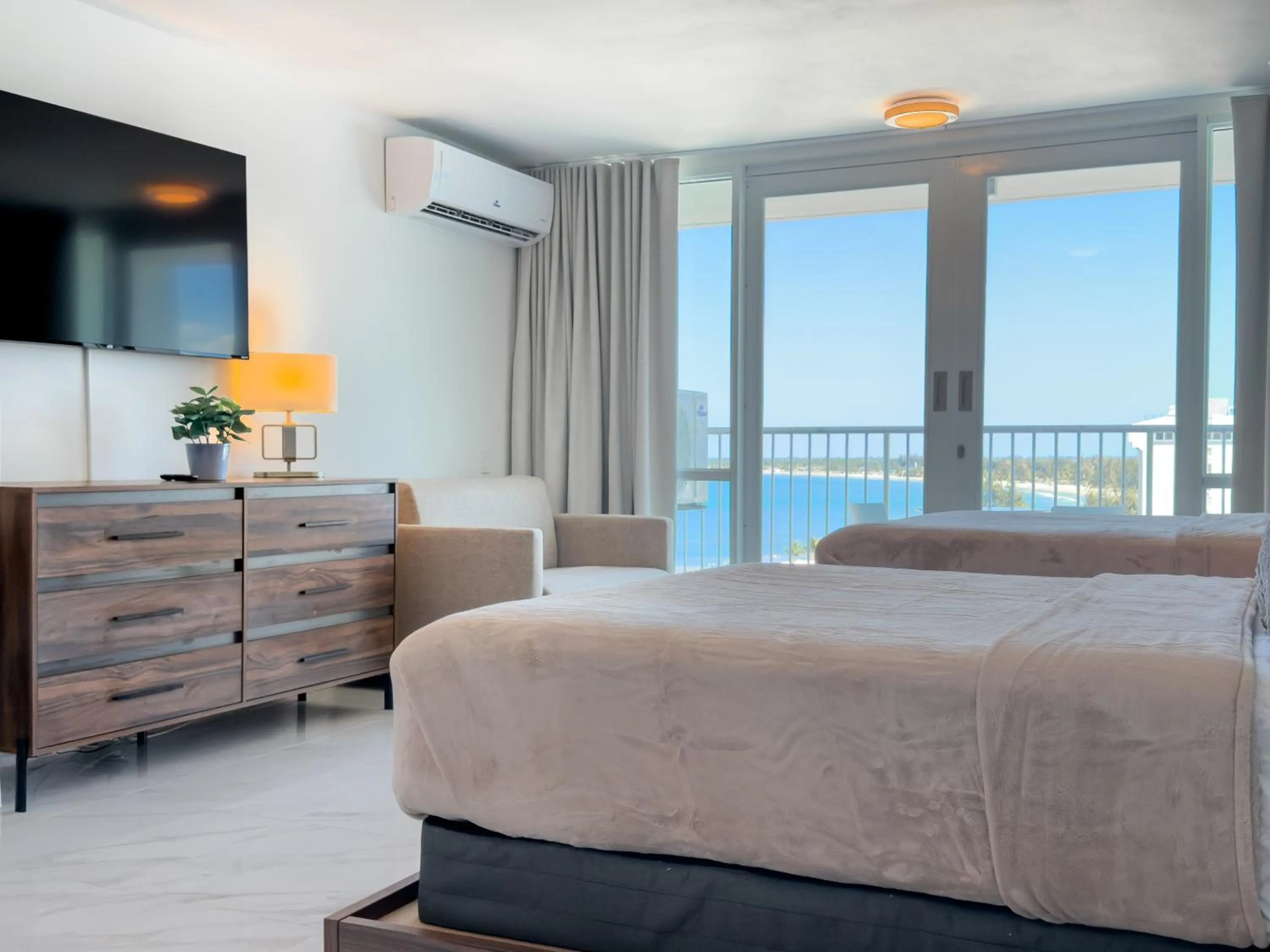 Bed in ESJ Towers by Chana