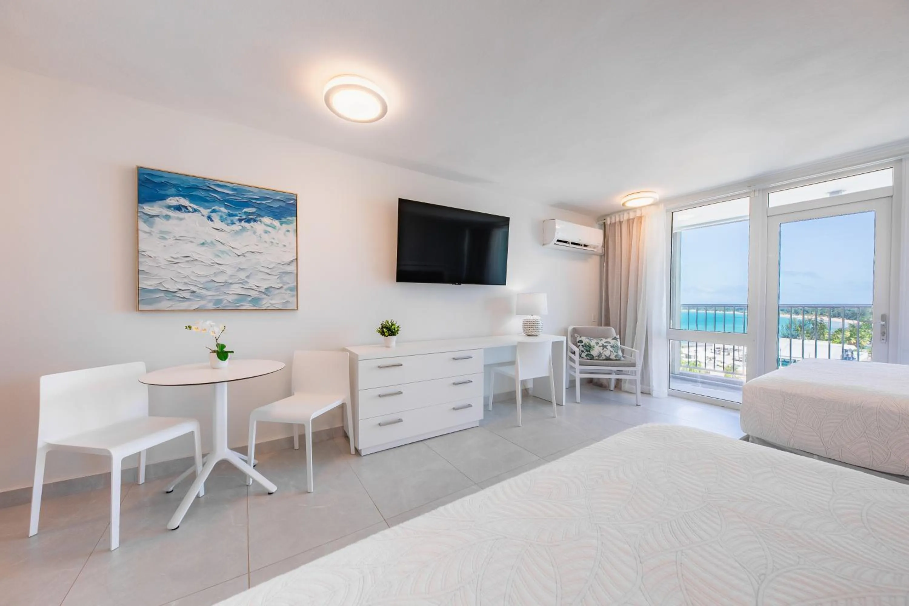 Bed in ESJ Towers by Chana