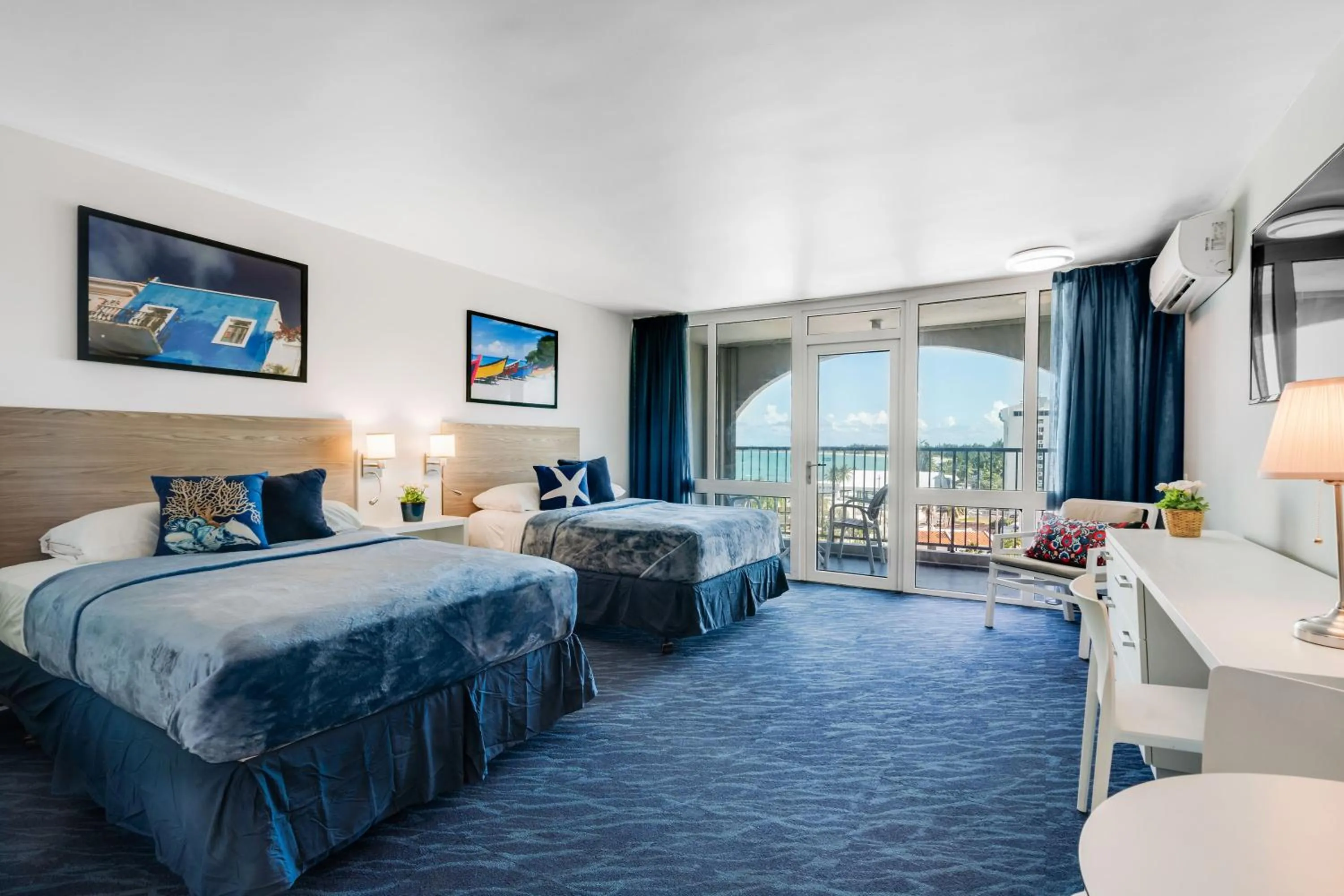 Bed in ESJ Towers by Chana