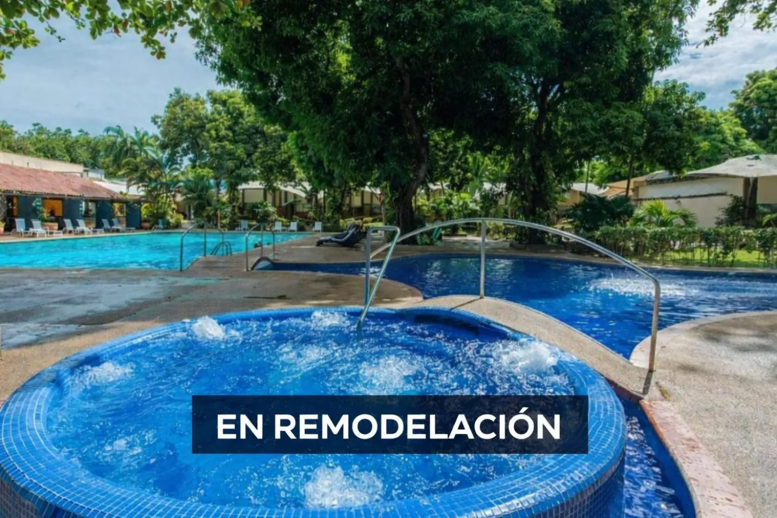 Hot Tub in GHL Hotel Club el Puente