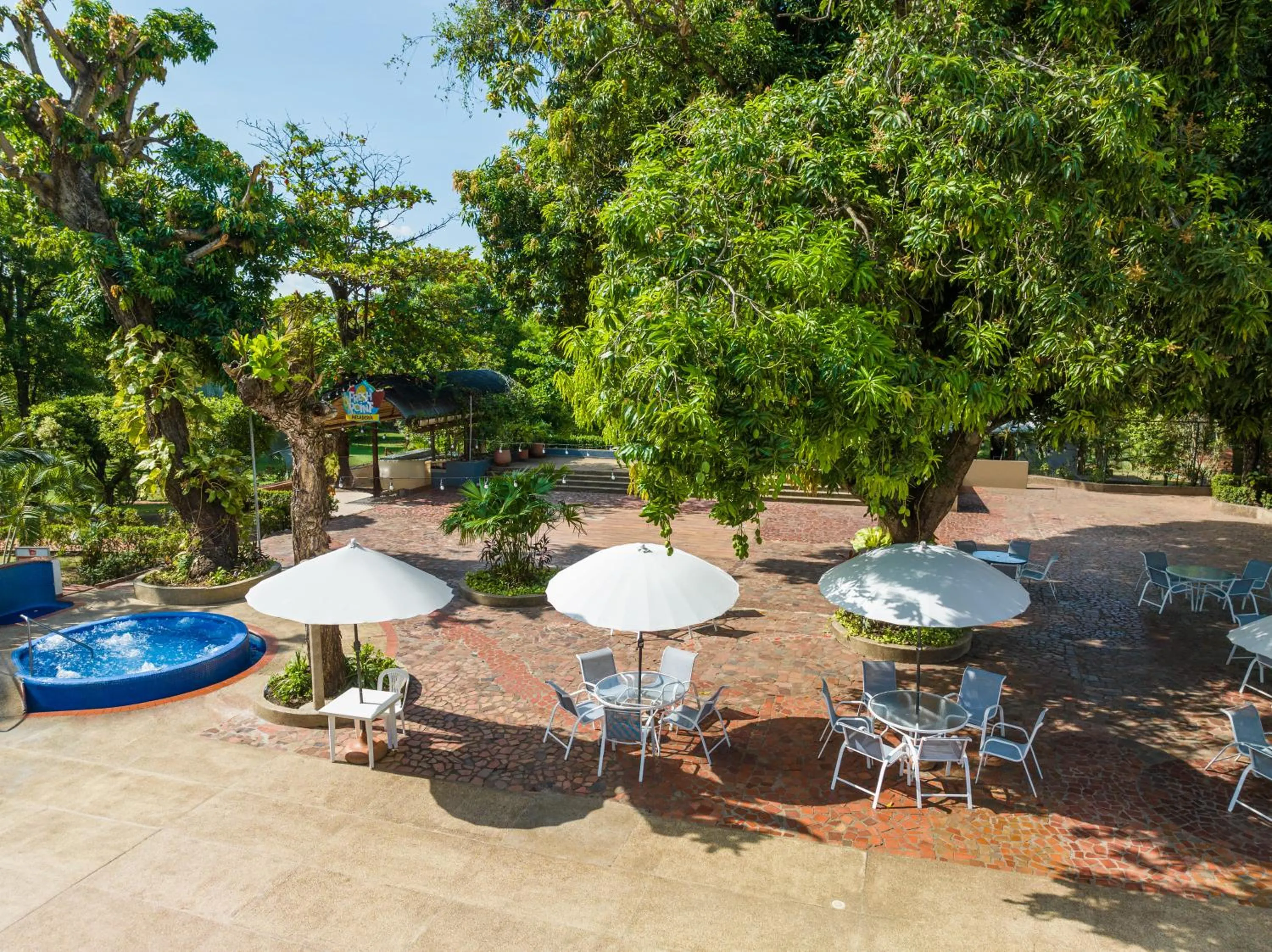 Patio in GHL Hotel Club el Puente