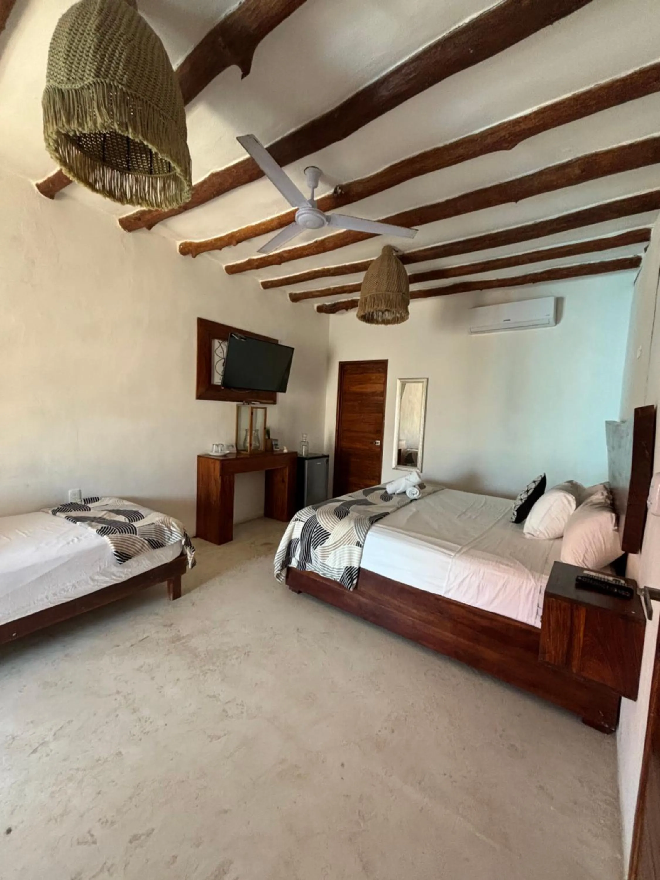 Bed in Hotel Mittoz Holbox