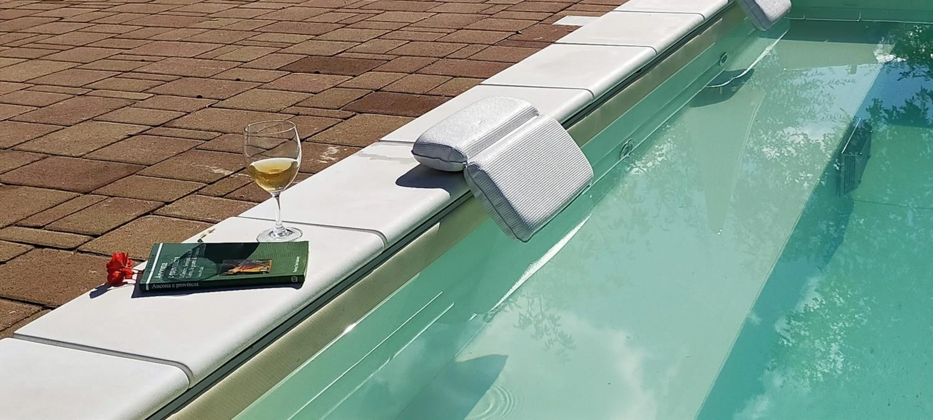 Swimming pool in Il Giardino Degli Ulivi