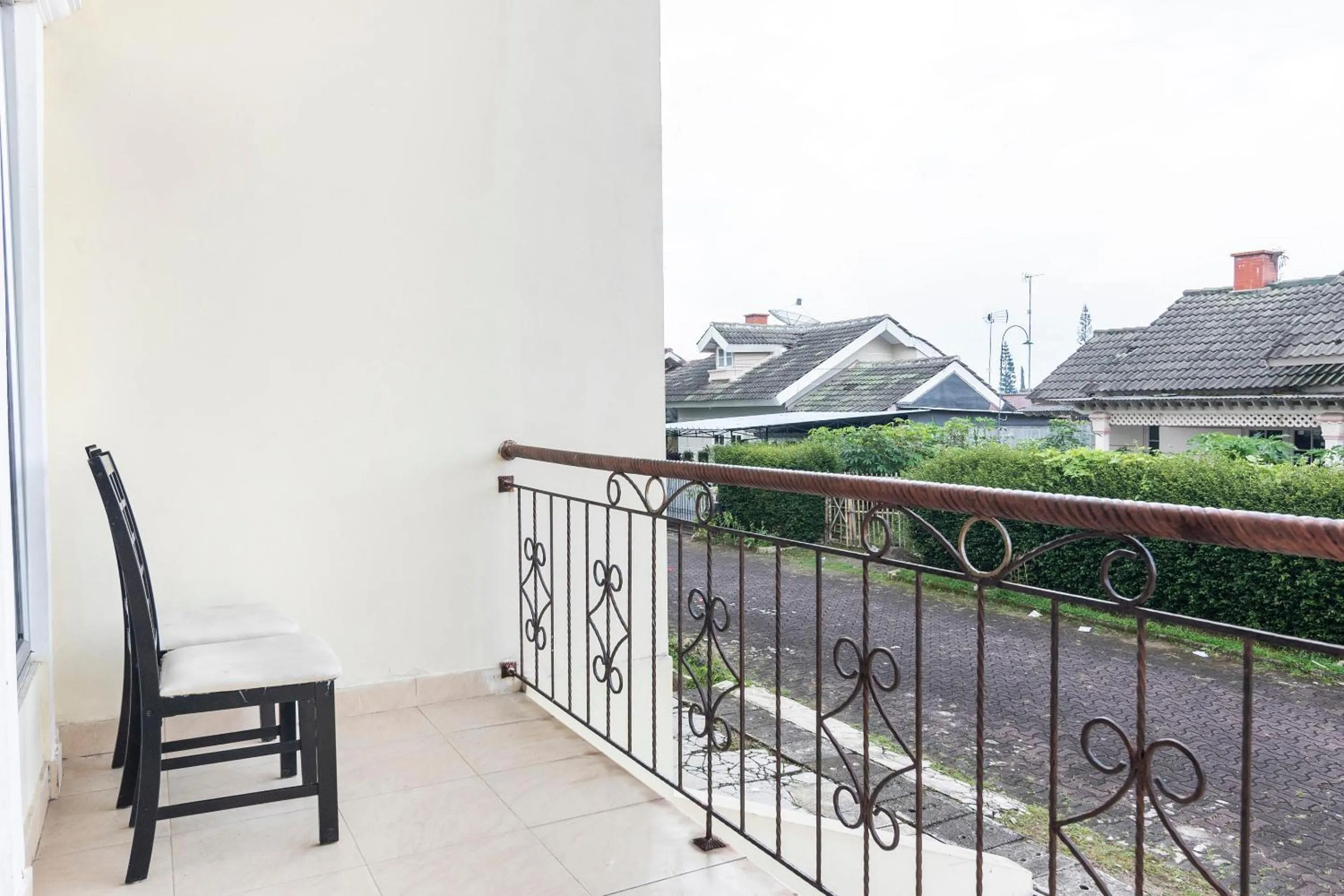Balcony/Terrace in Hotel O Grand Suites Palace Syariah