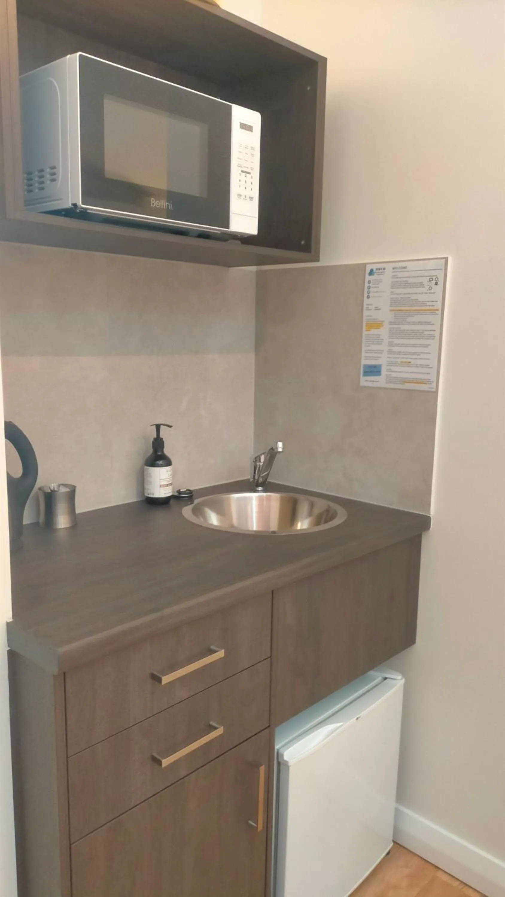 Kitchen or kitchenette in Dunsborough Bay Village Resort Suites