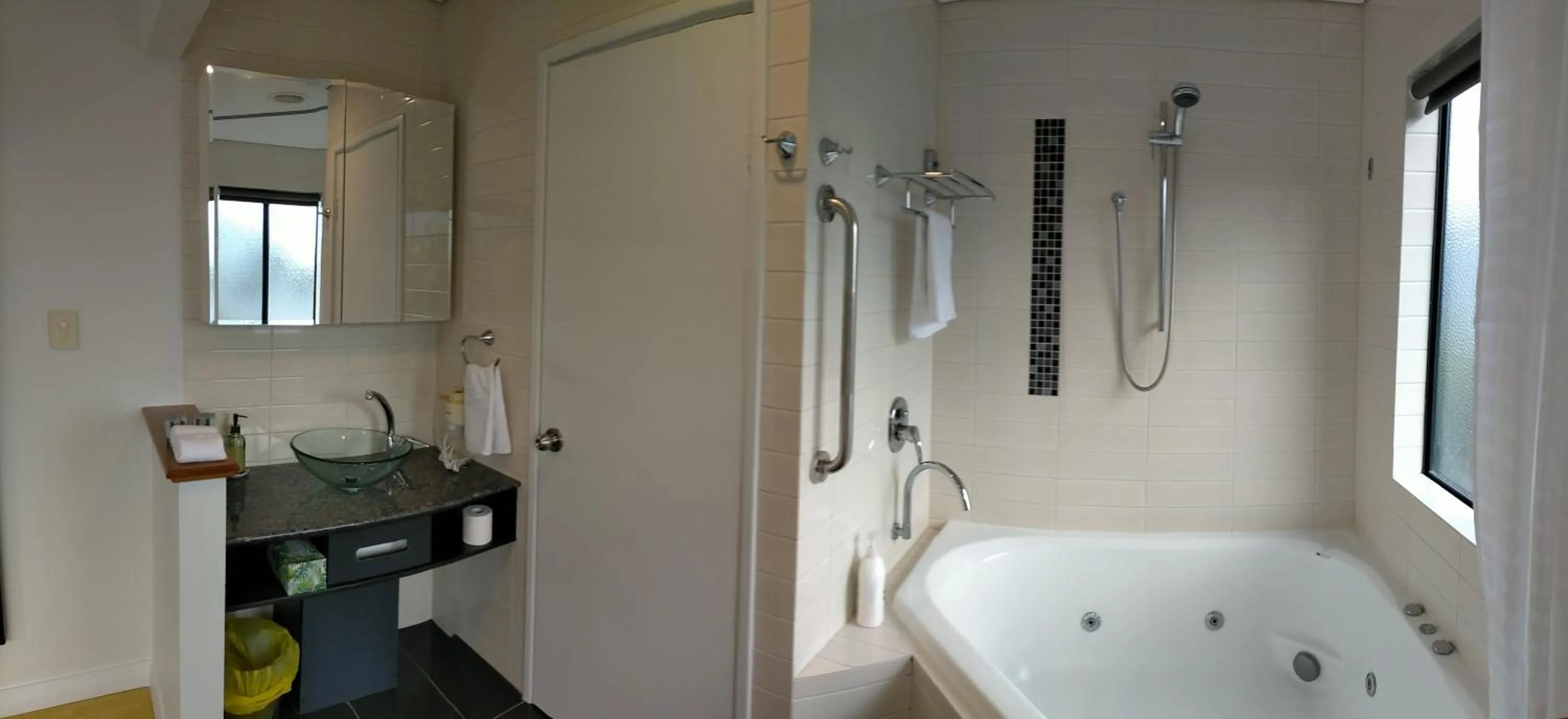 Shower in Dunsborough Bay Village Resort Suites