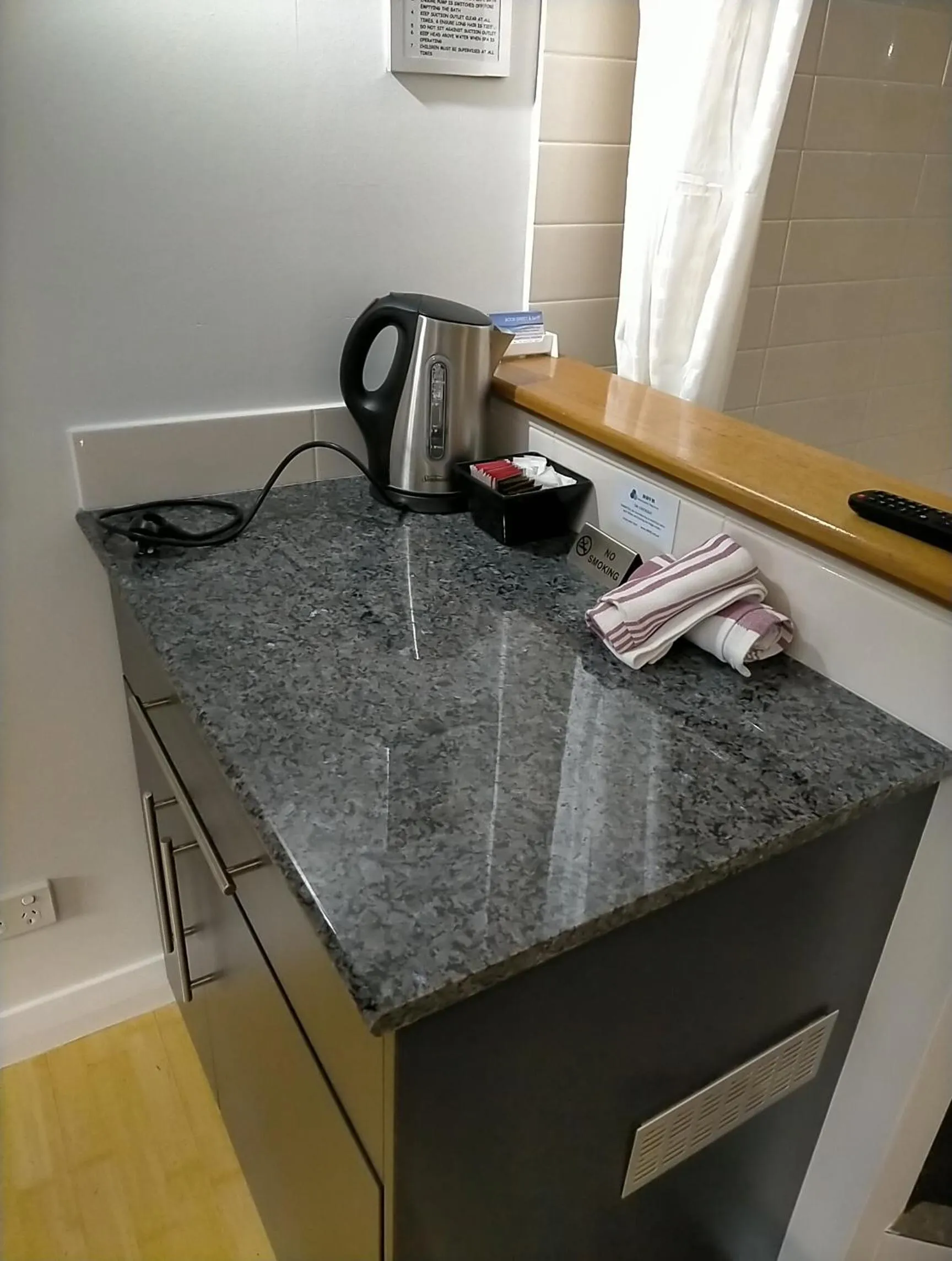 Coffee/tea facilities in Dunsborough Bay Village Resort Suites