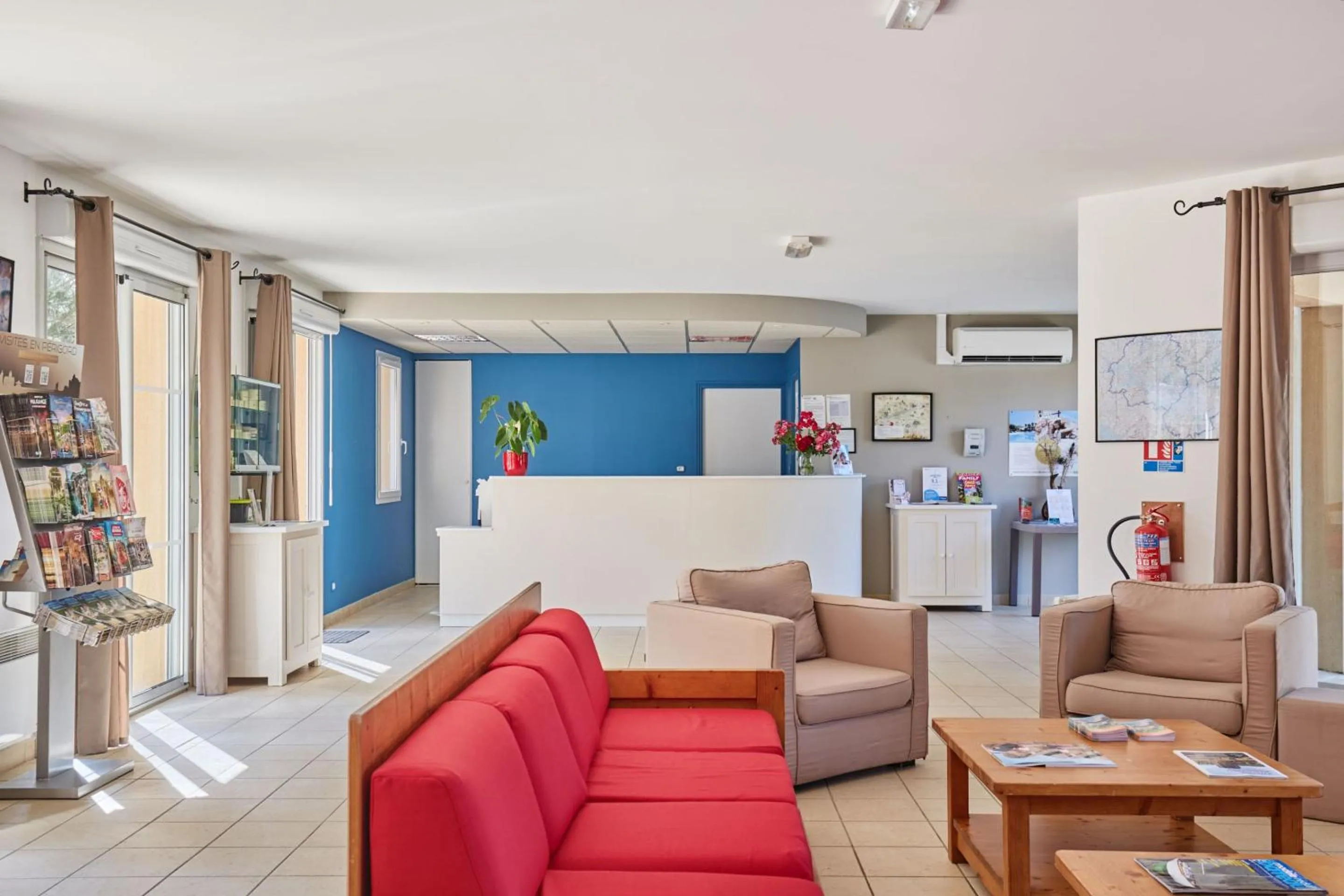 Lobby or reception in Résidence Odalys Le Hameau du Moulin