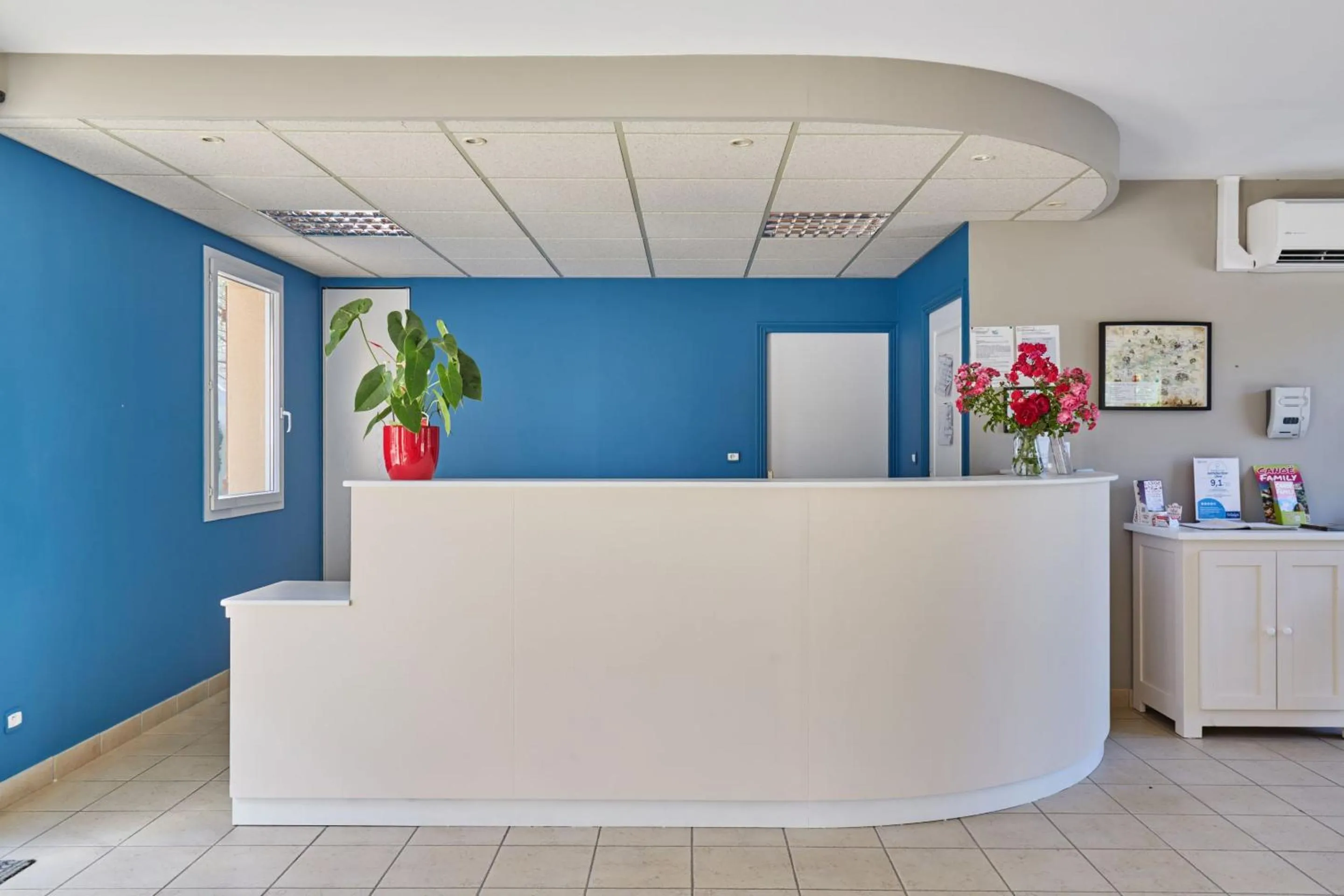 Lobby or reception in Résidence Odalys Le Hameau du Moulin