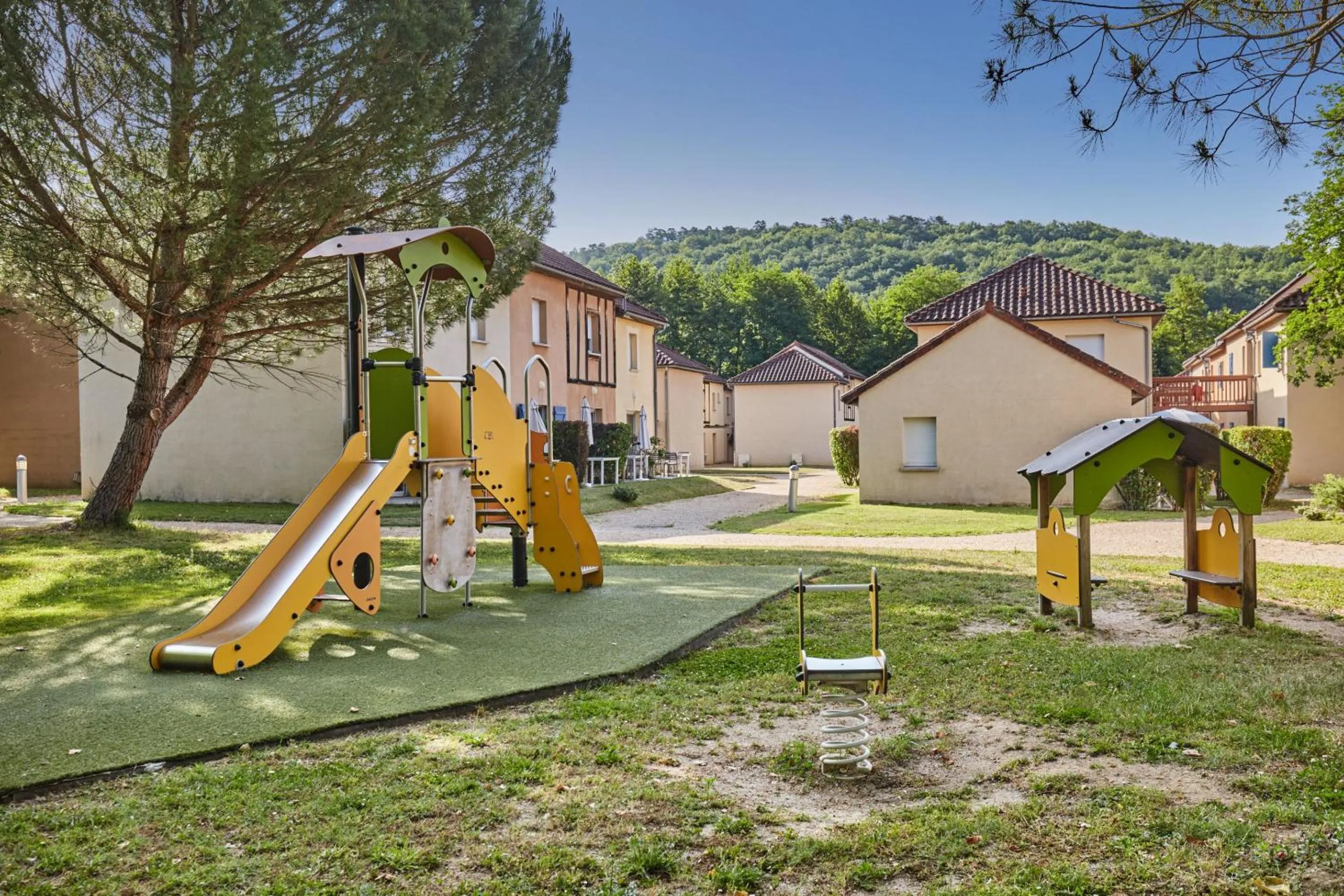 Children play ground in Résidence Odalys Le Hameau du Moulin